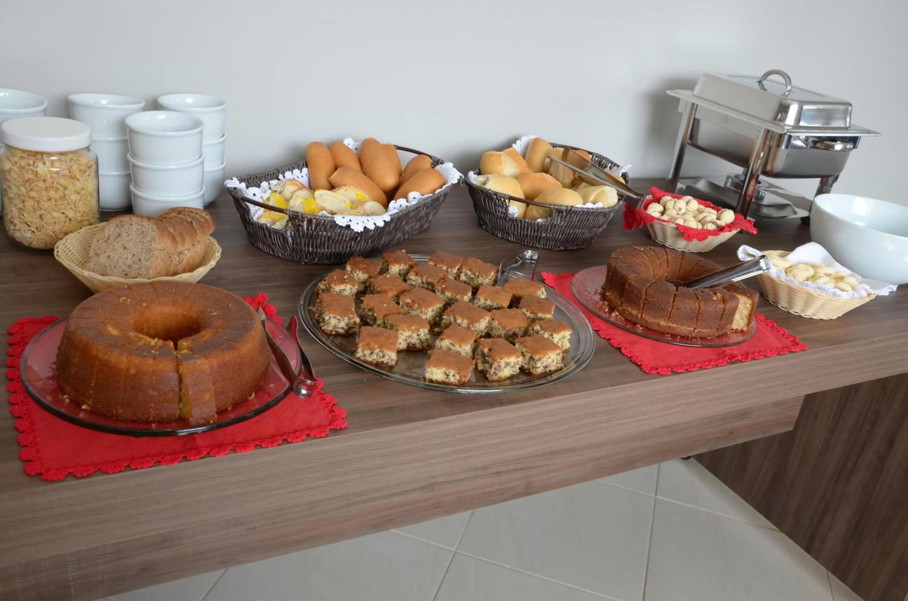 Buffet breakfast in Hotel Golden JK