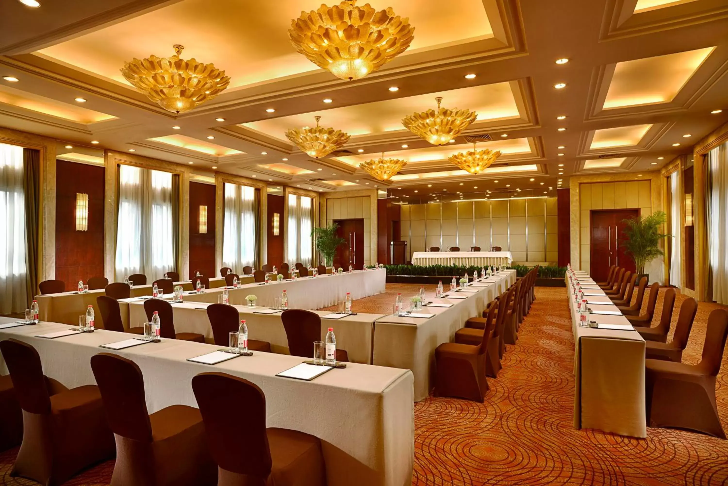 Business facilities in Sofitel Legend People's Grand Hotel Xi'an