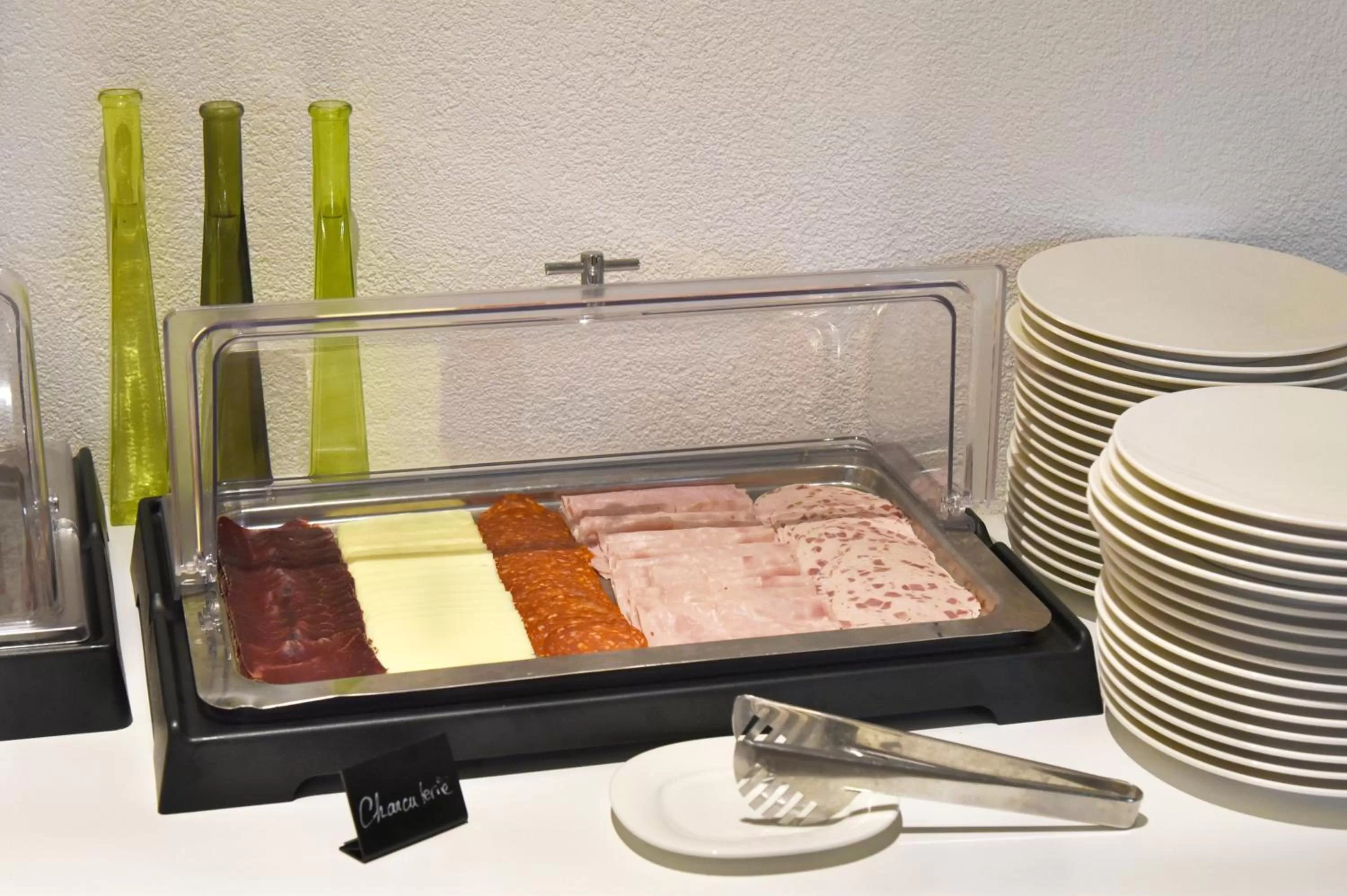 Food in Hôtel des Mosaiques