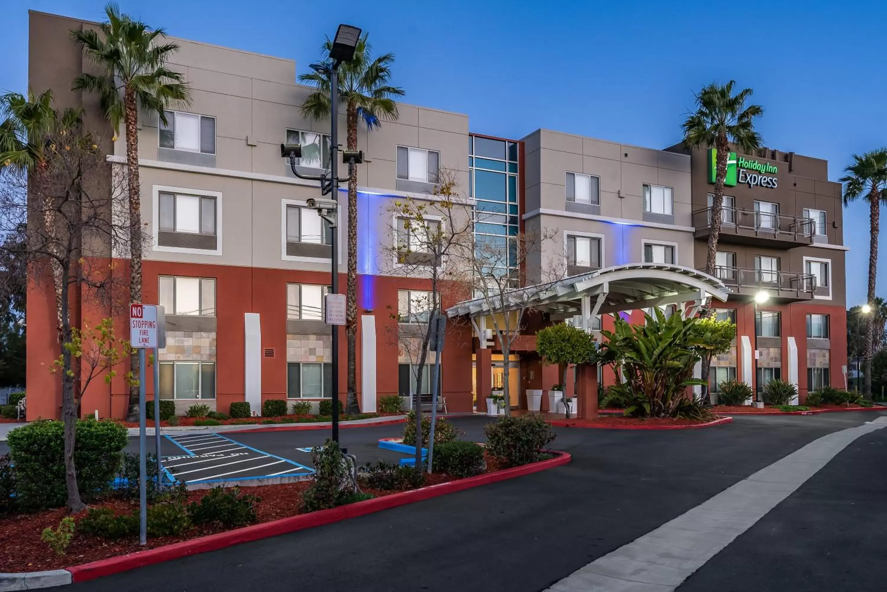 Property Building in Holiday Inn Express Fremont - Milpitas Central, an IHG Hotel