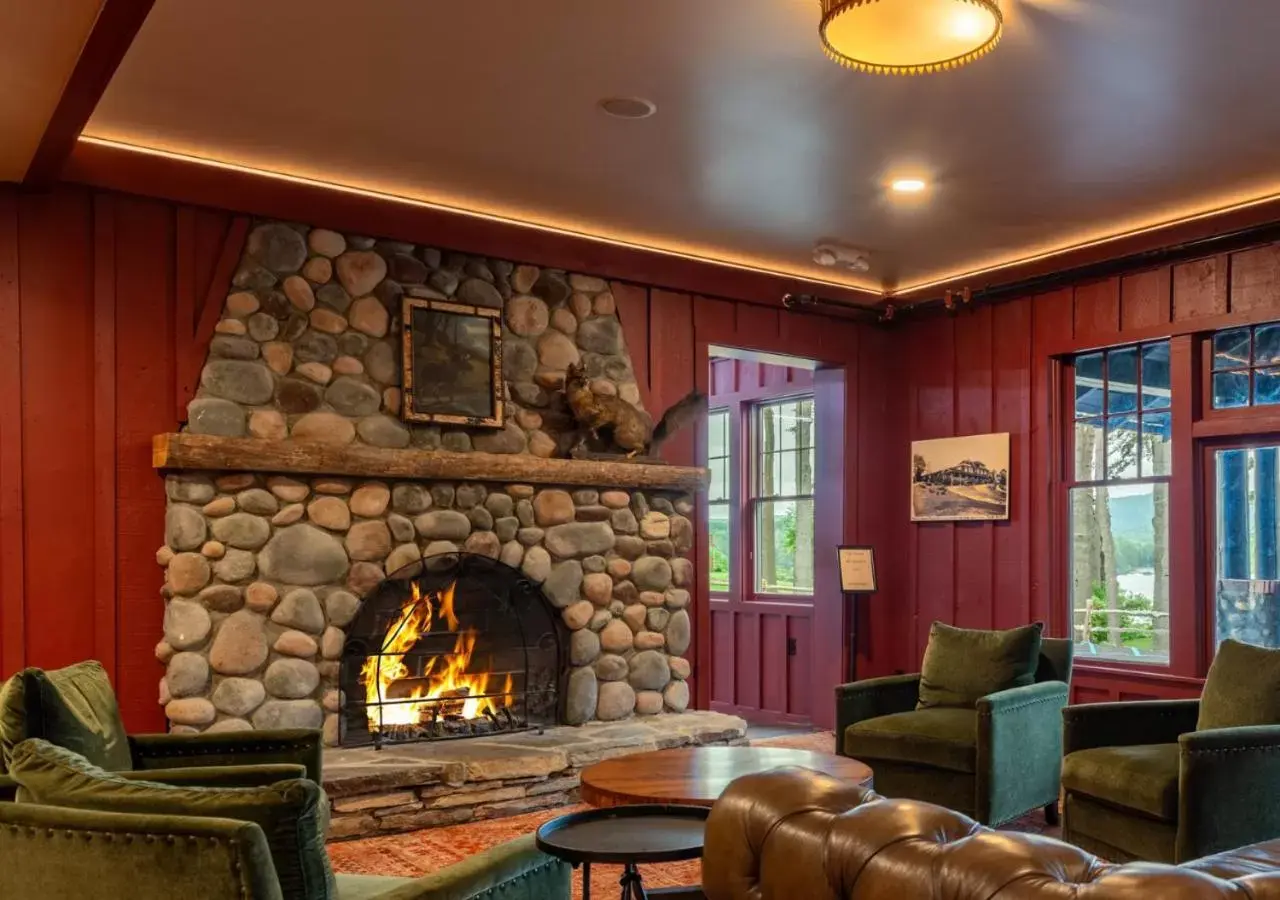Restaurant/places to eat in Lodge at Schroon Lake