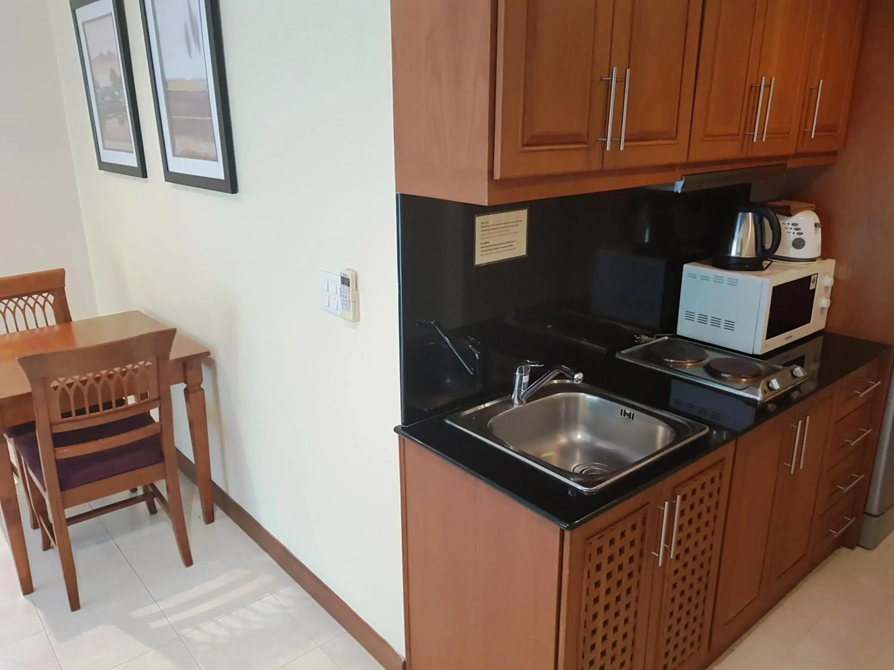 Kitchen or kitchenette, Kitchen/Kitchenette in Jomtien Beach Residence