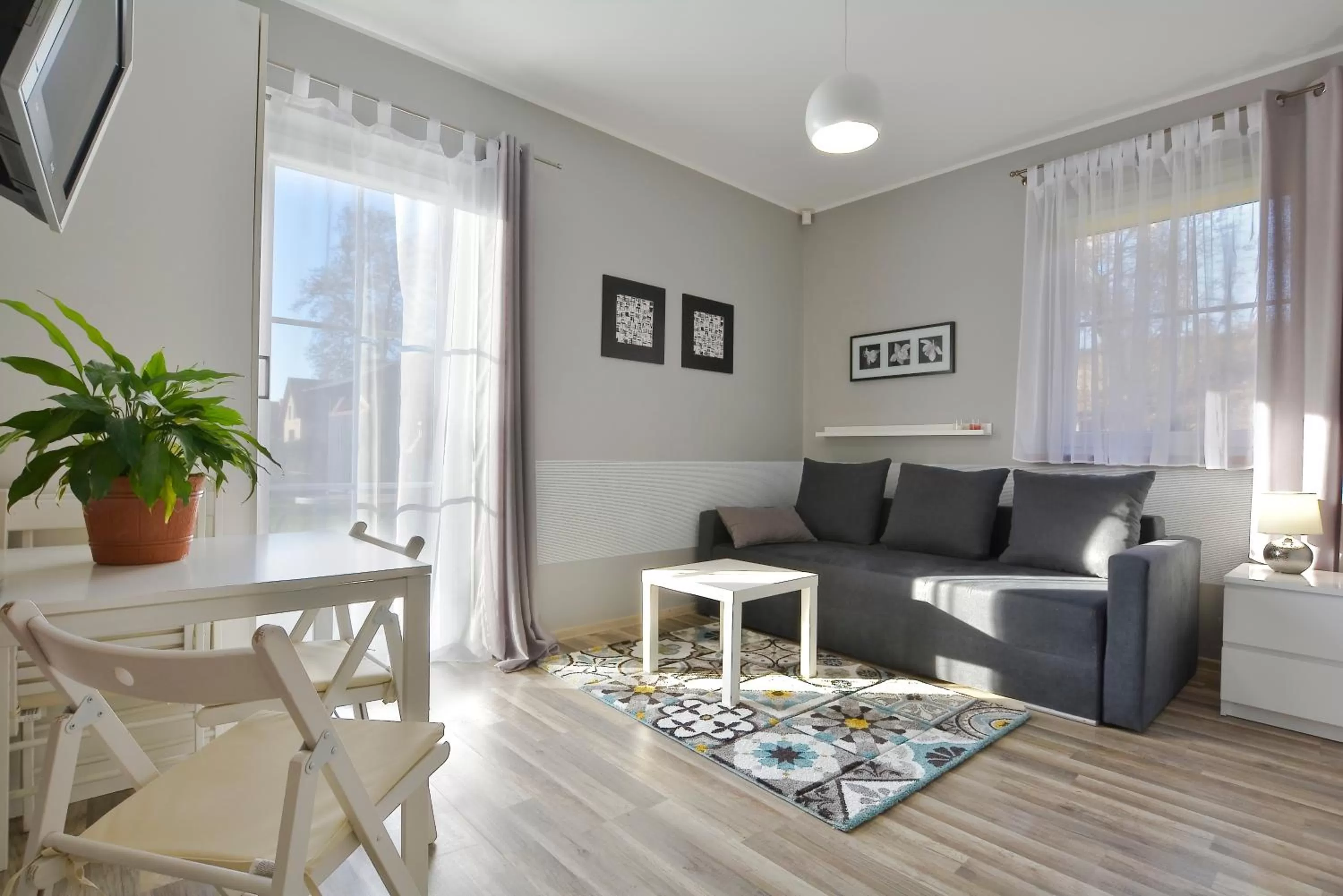 Suite with Terrace in ApartamentyKudowa - Willa Pod Dębami z ogrodem i parkingiem,