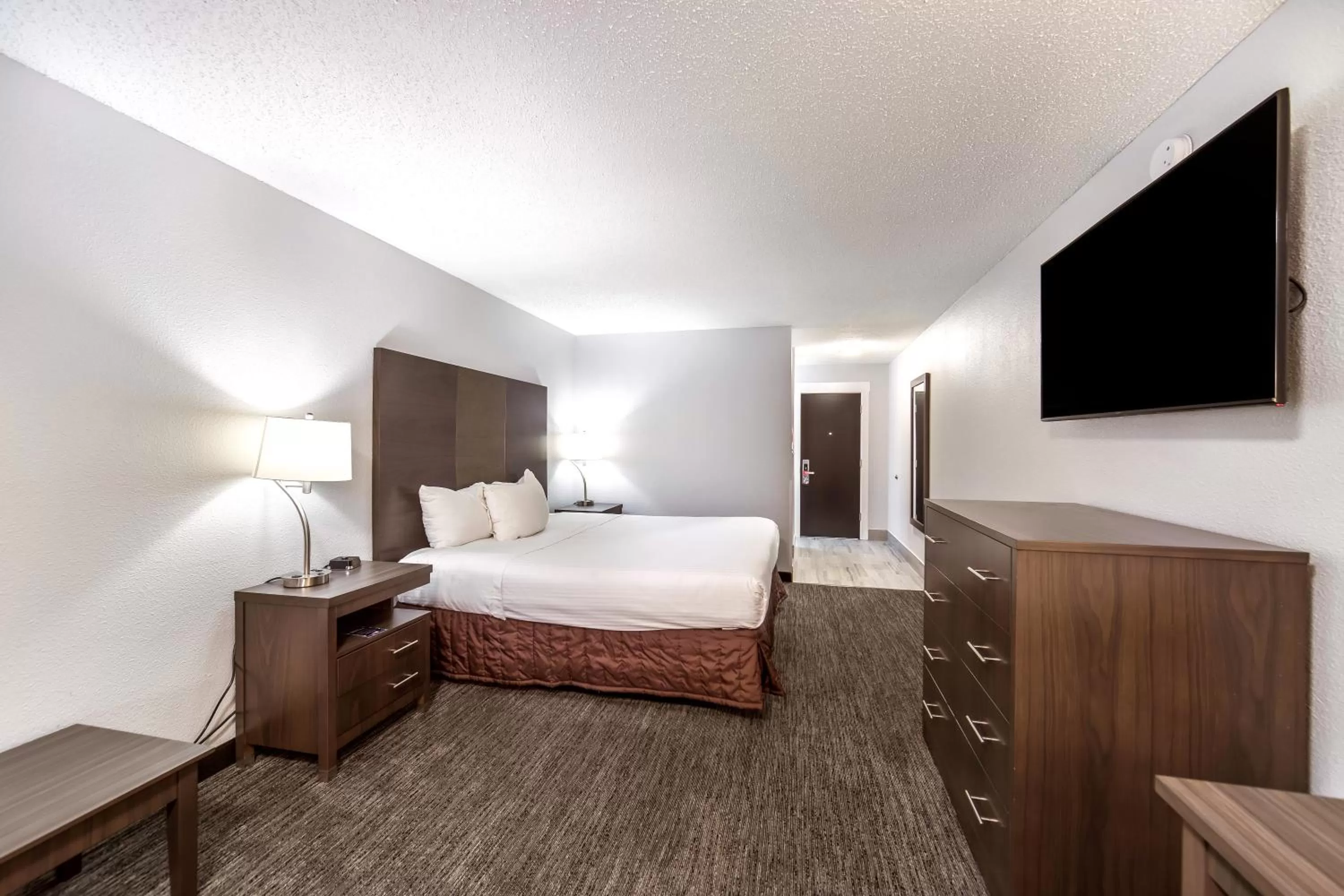 Bed in Red Lion Inn & Suites Grants Pass