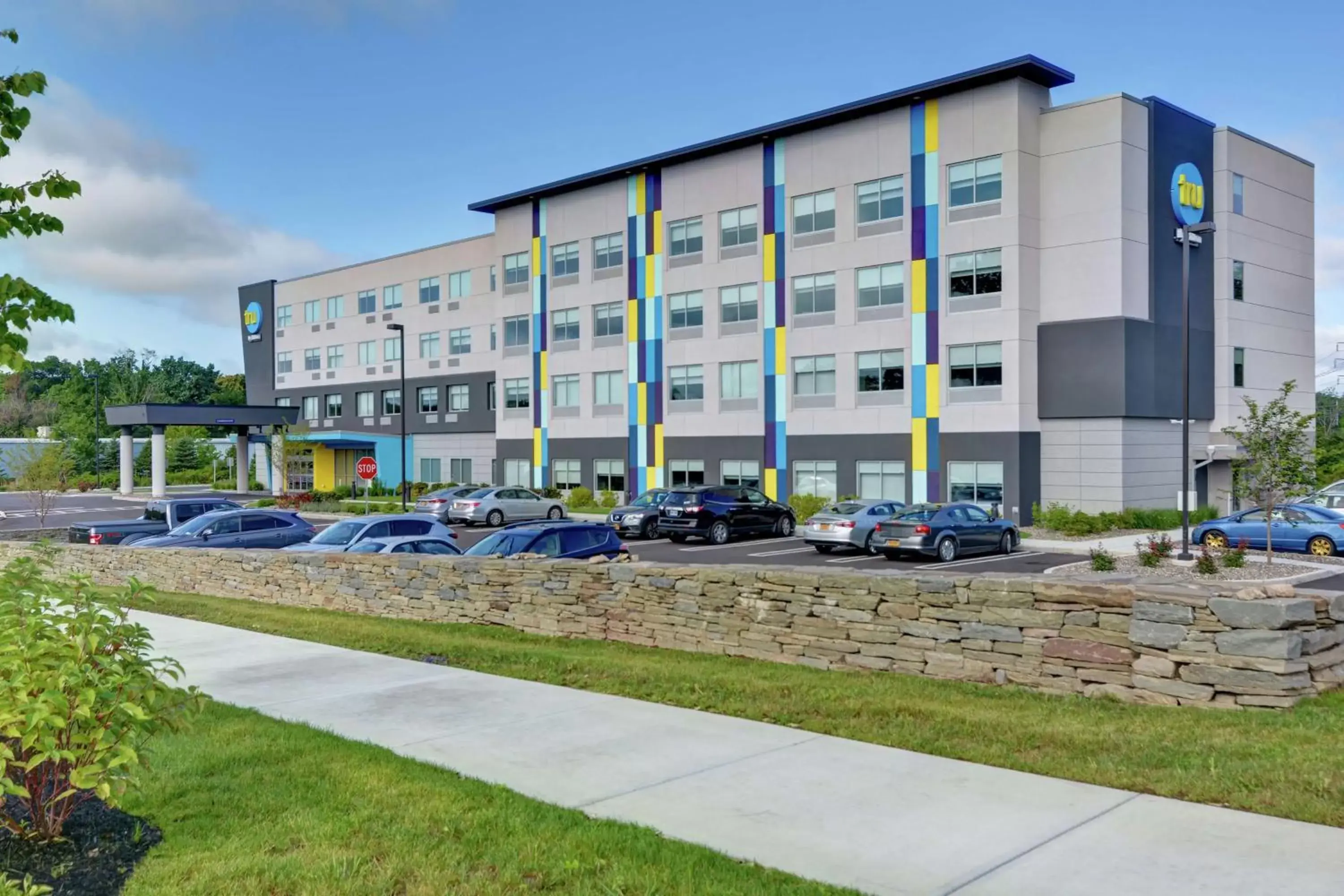 Property building in Tru By Hilton Middletown Property building in Tru By Hilton Middletown