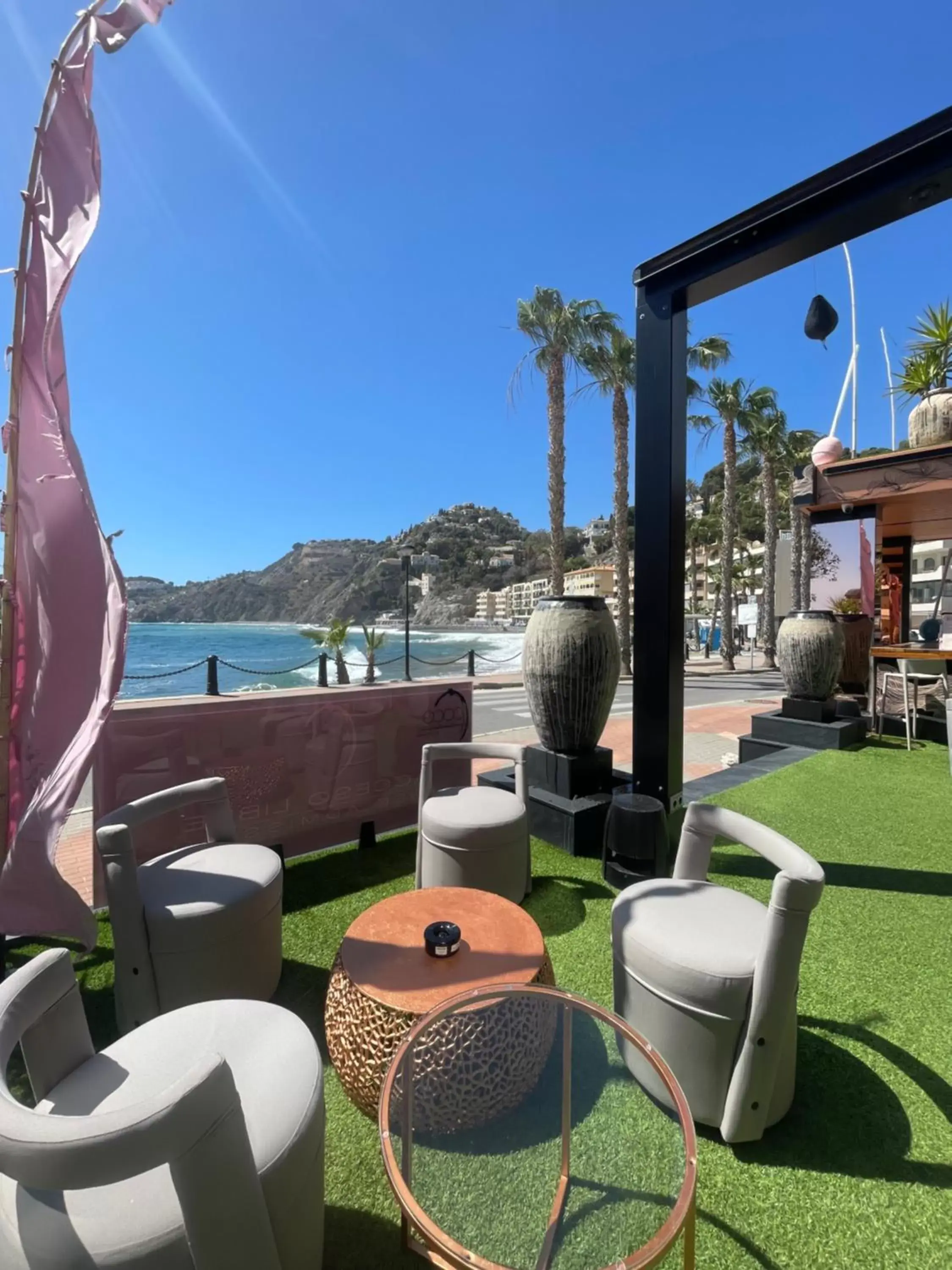 Sea view in ON ALETA ROOM designed for adults Sea view in ON ALETA ROOM designed for adults