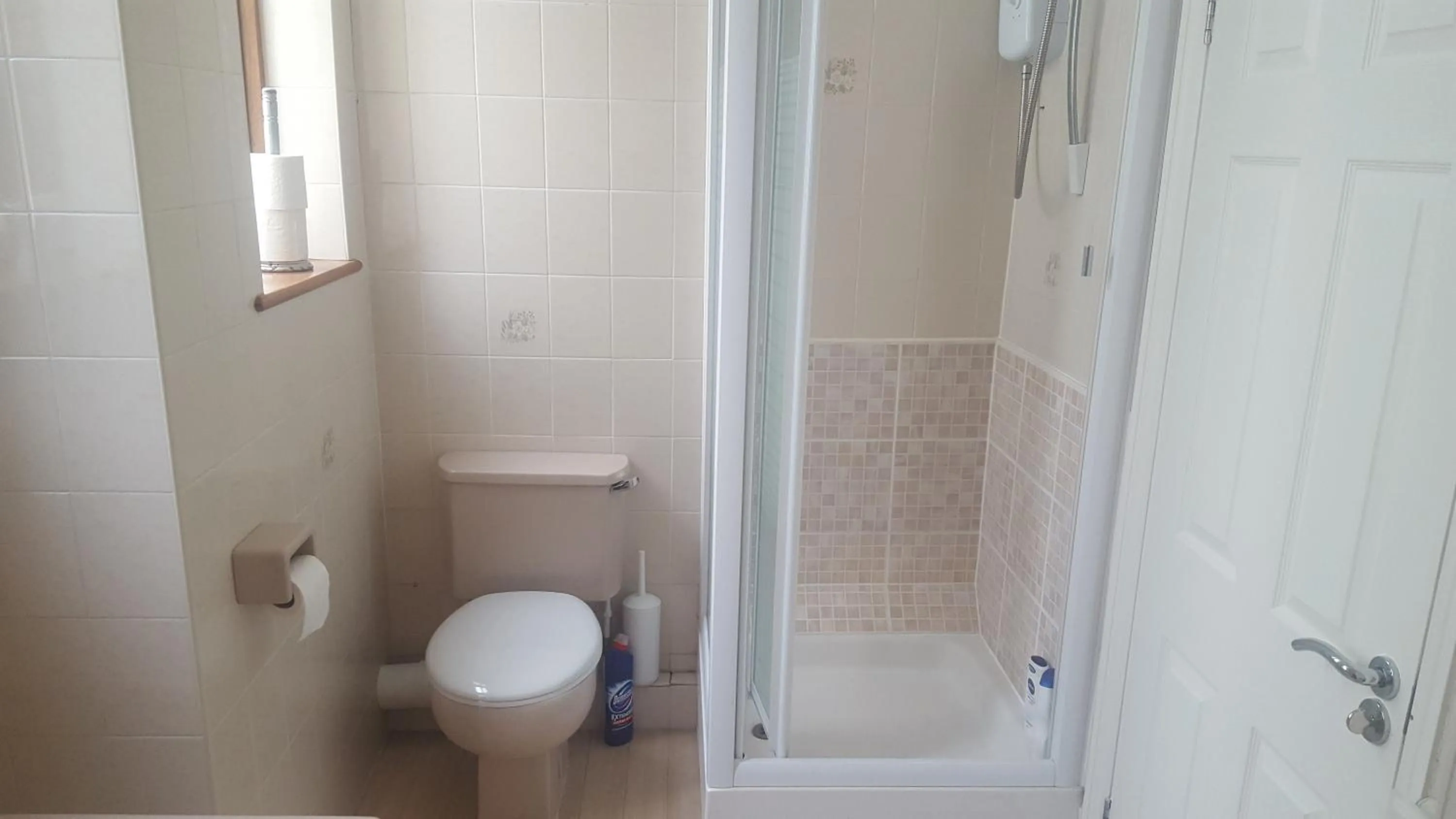 Bathroom in Kathleen House