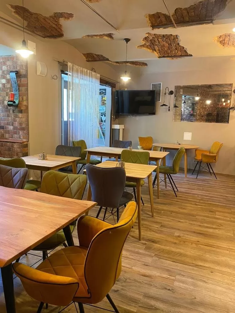 Restaurant/places to eat in Hotel Ambiente Wellness & Spa