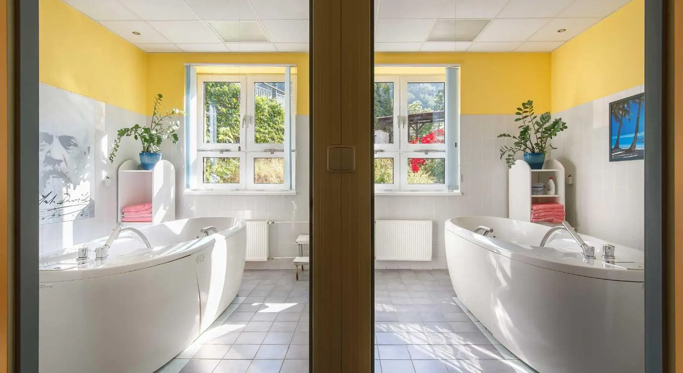 Hot Tub, Bathroom in Dvorak Spa & Wellness