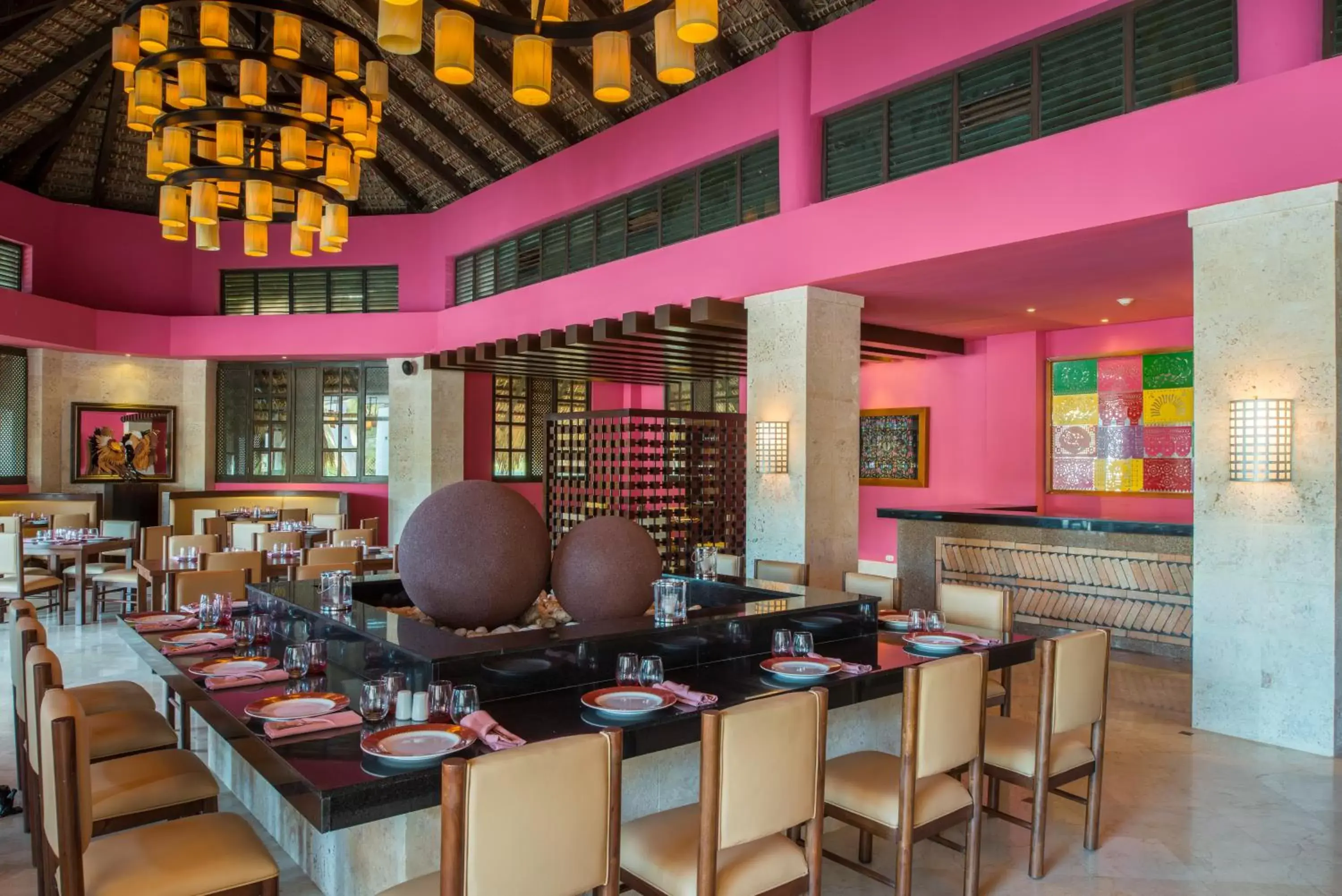 Restaurant/Places to Eat in Royalton Punta Cana, An Autograph Collection All-Inclusive Resort & Casino