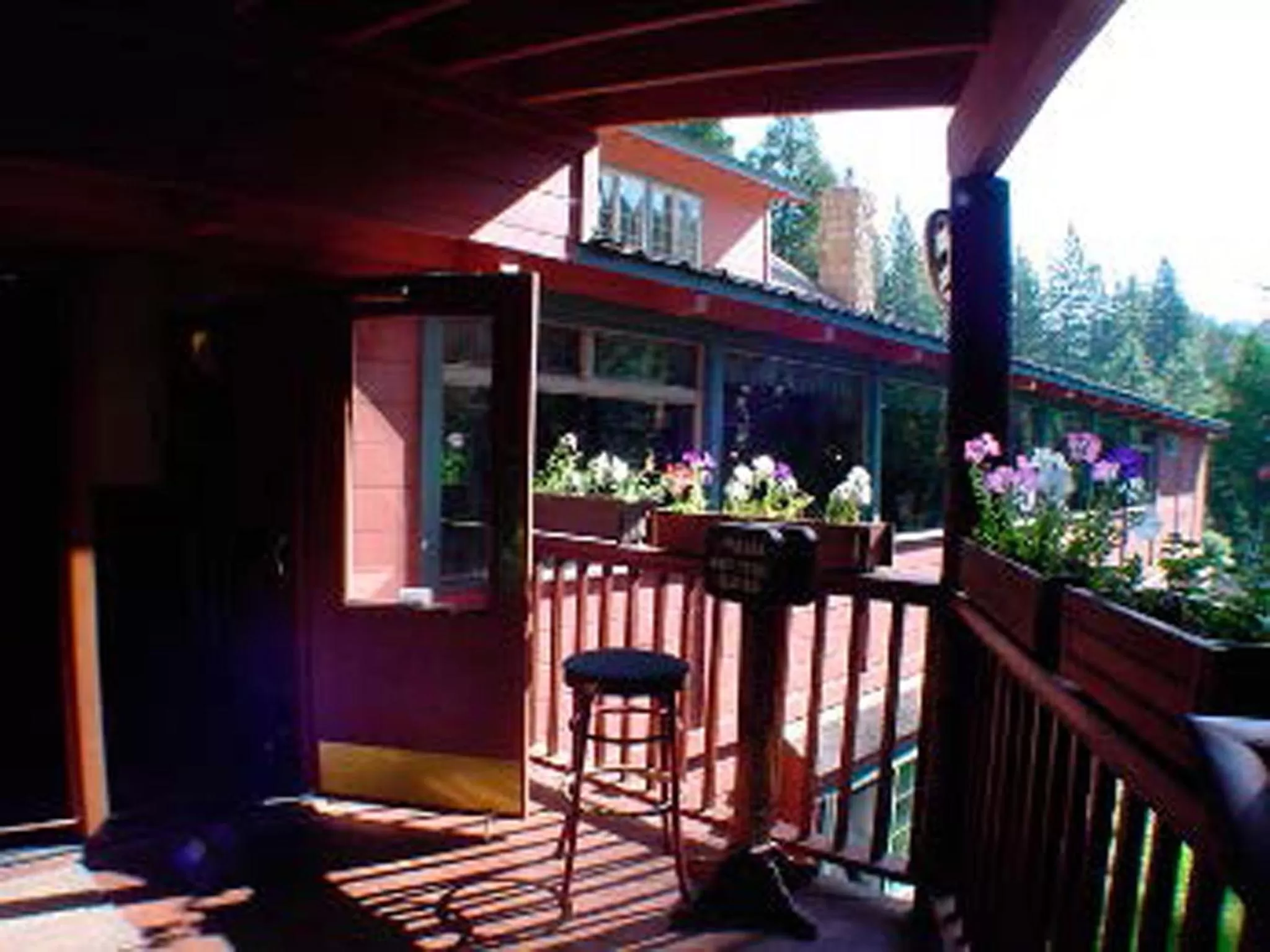 Day in Strawberry Inn