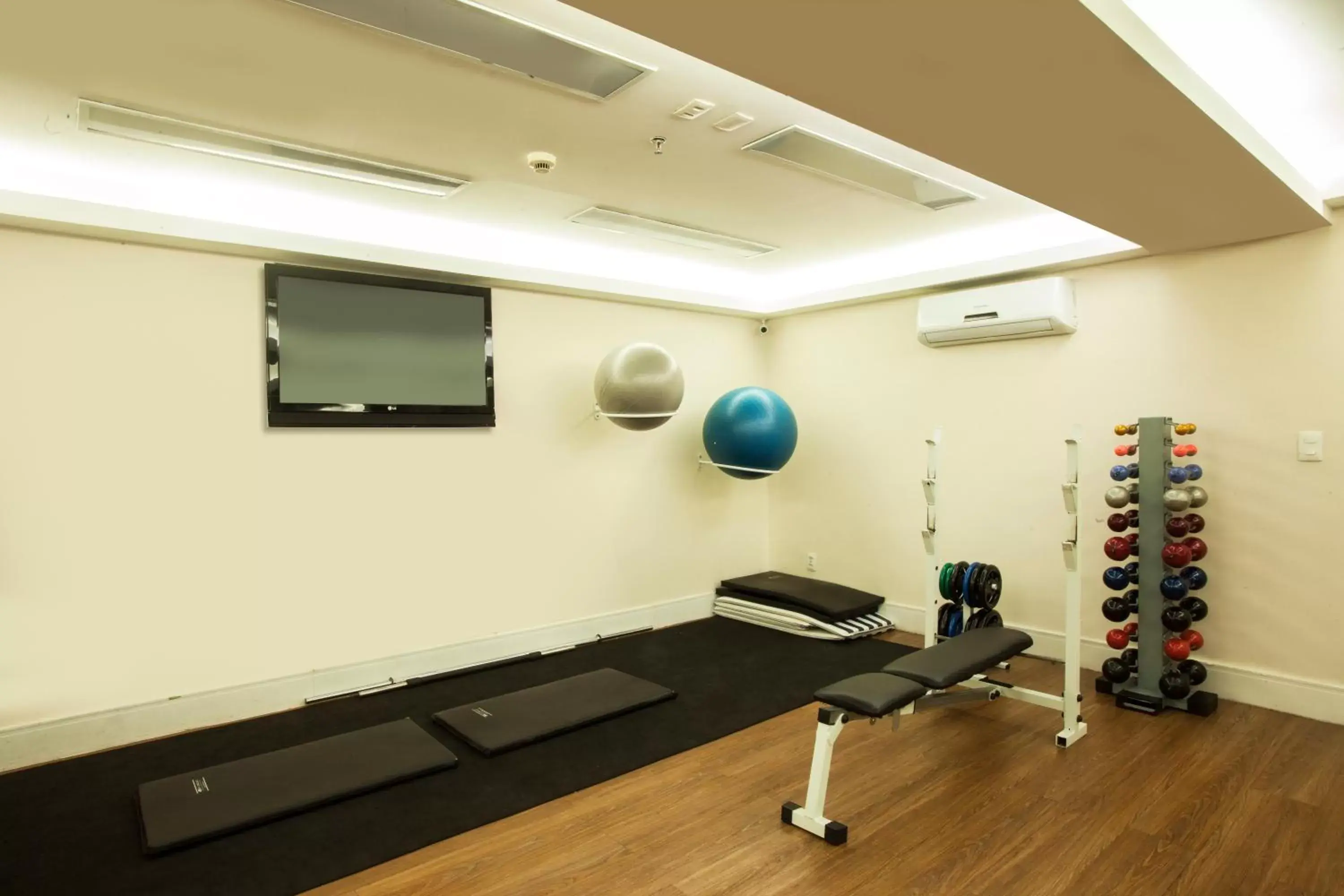 Fitness centre/facilities, Fitness Center/Facilities in Hotel WZ Jardins