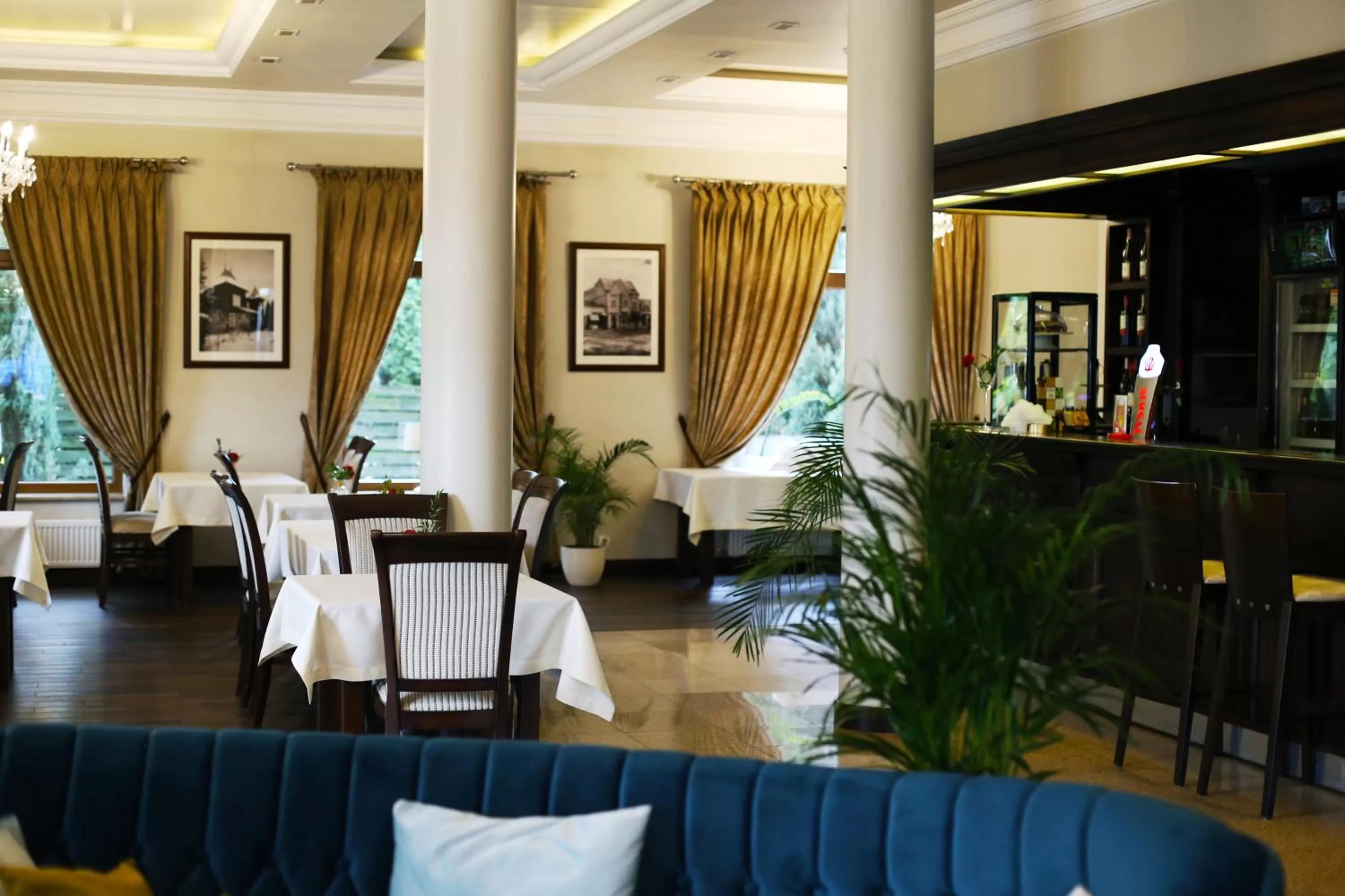 Restaurant/places to eat in Dworek