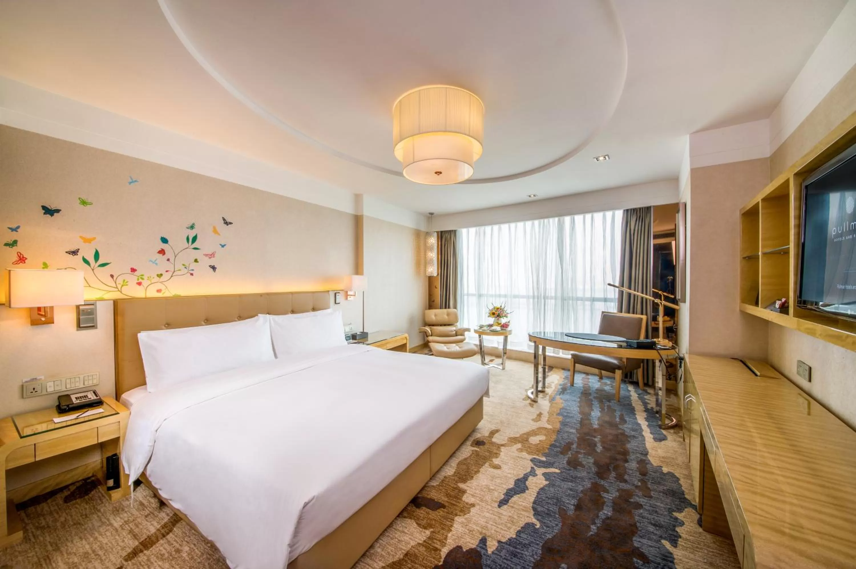 Bed in Pullman Linyi Lushang