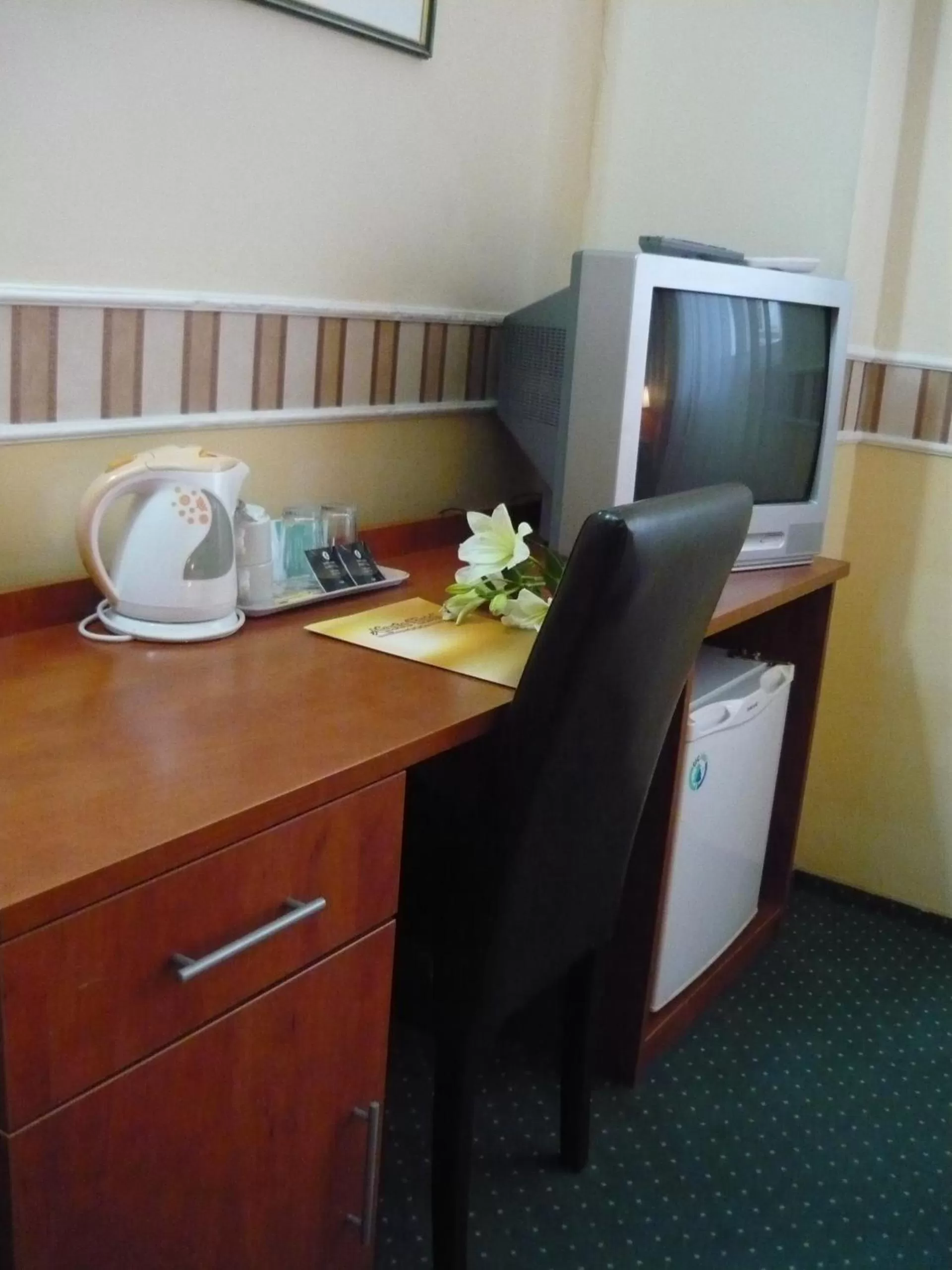 Coffee/tea facilities in Atlantic Hotel