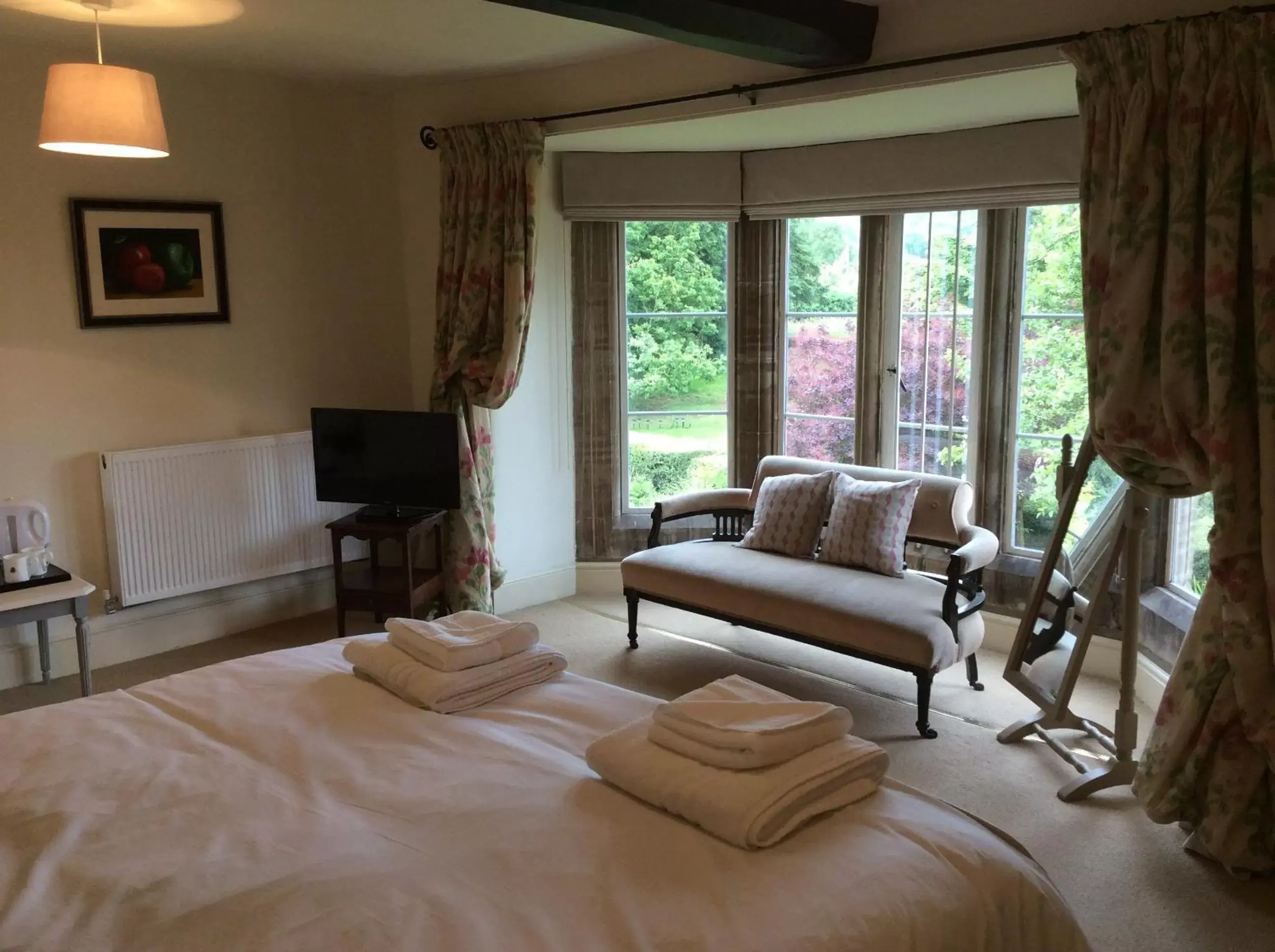 Photo of the whole room, Room Photo in Castle Farm House B&B