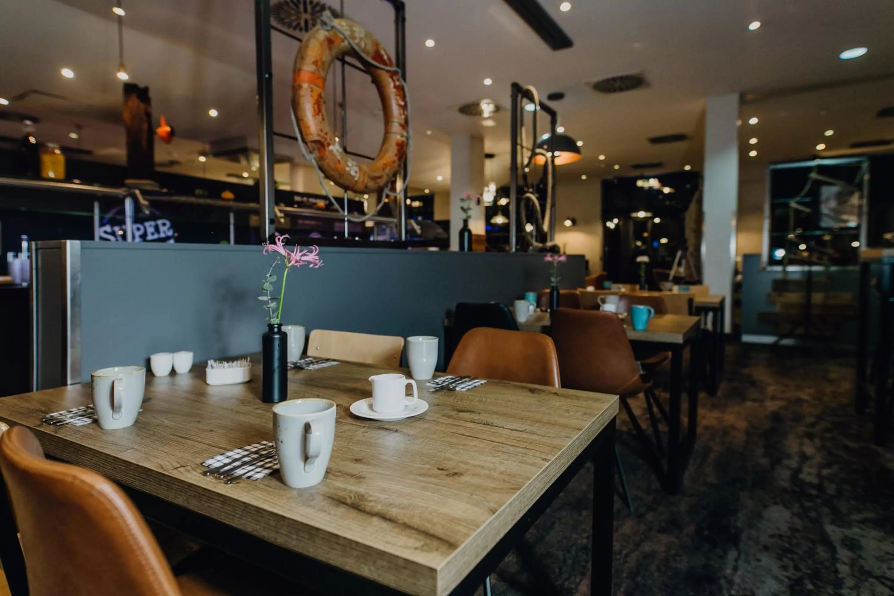 Restaurant/places to eat in Mercure Hotel Hamburg City