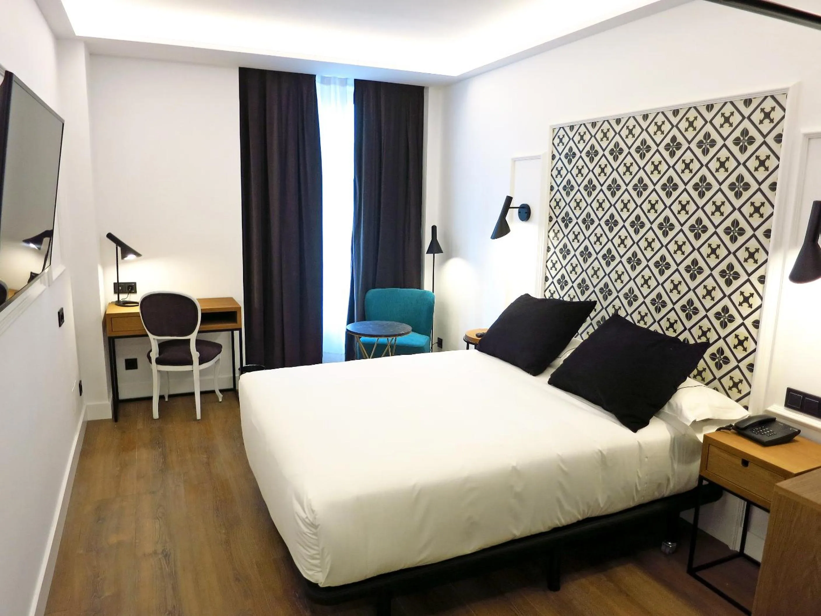 Bed in Hotel Colón Plaza