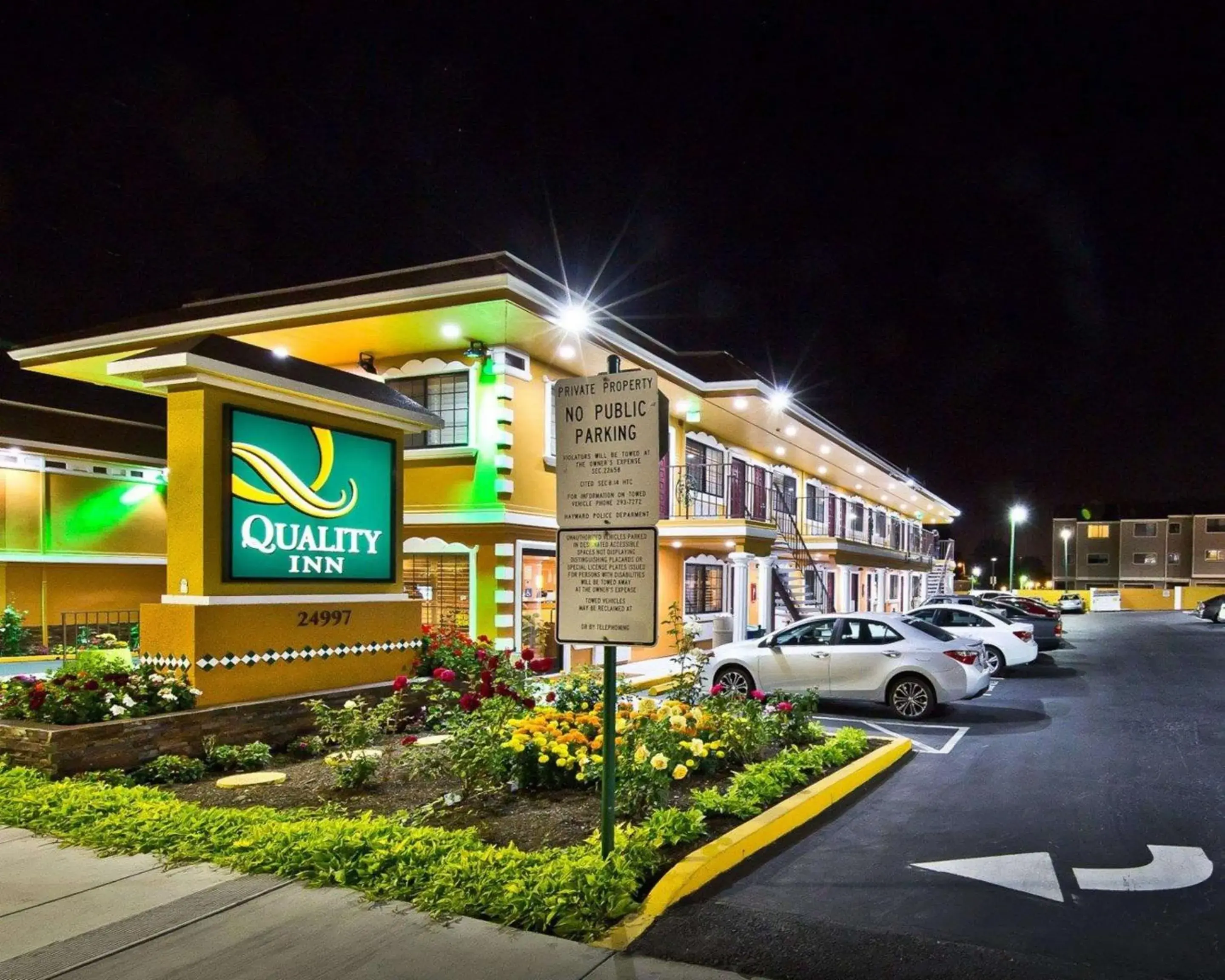 Property Building in Quality Inn Hayward