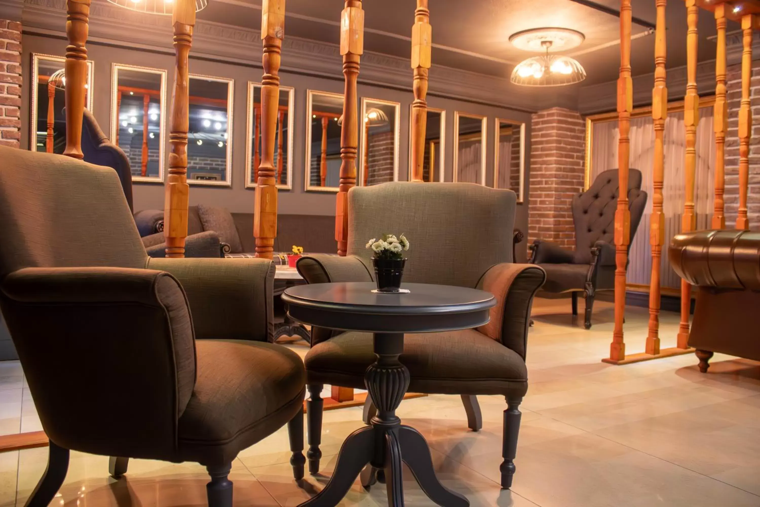 Lobby or reception, Lounge/Bar in Hotel Zade