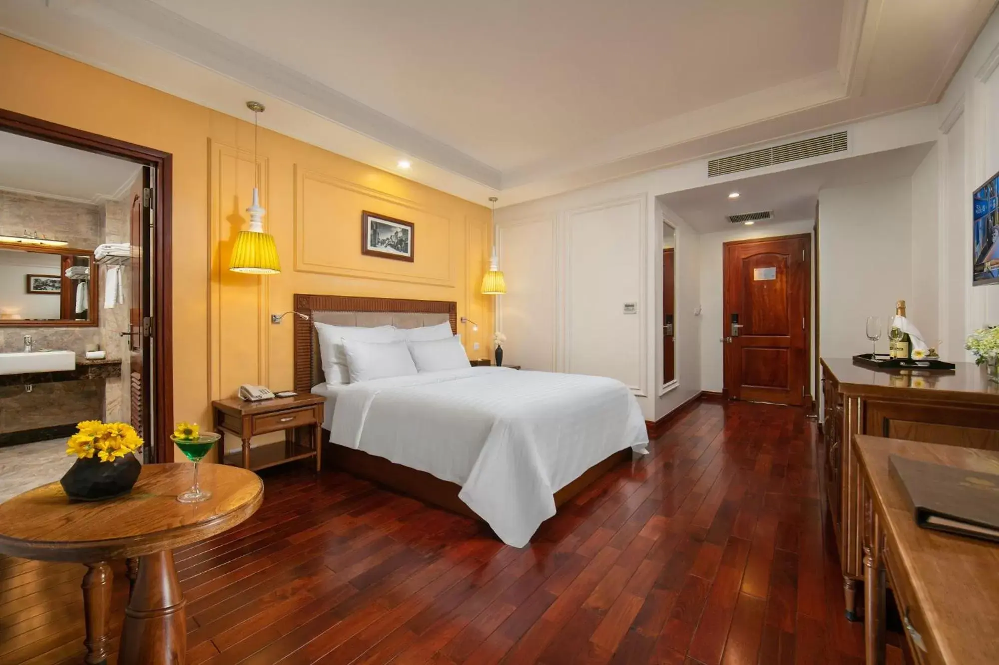 Photo of the whole room in Hanoi Pearl Hotel