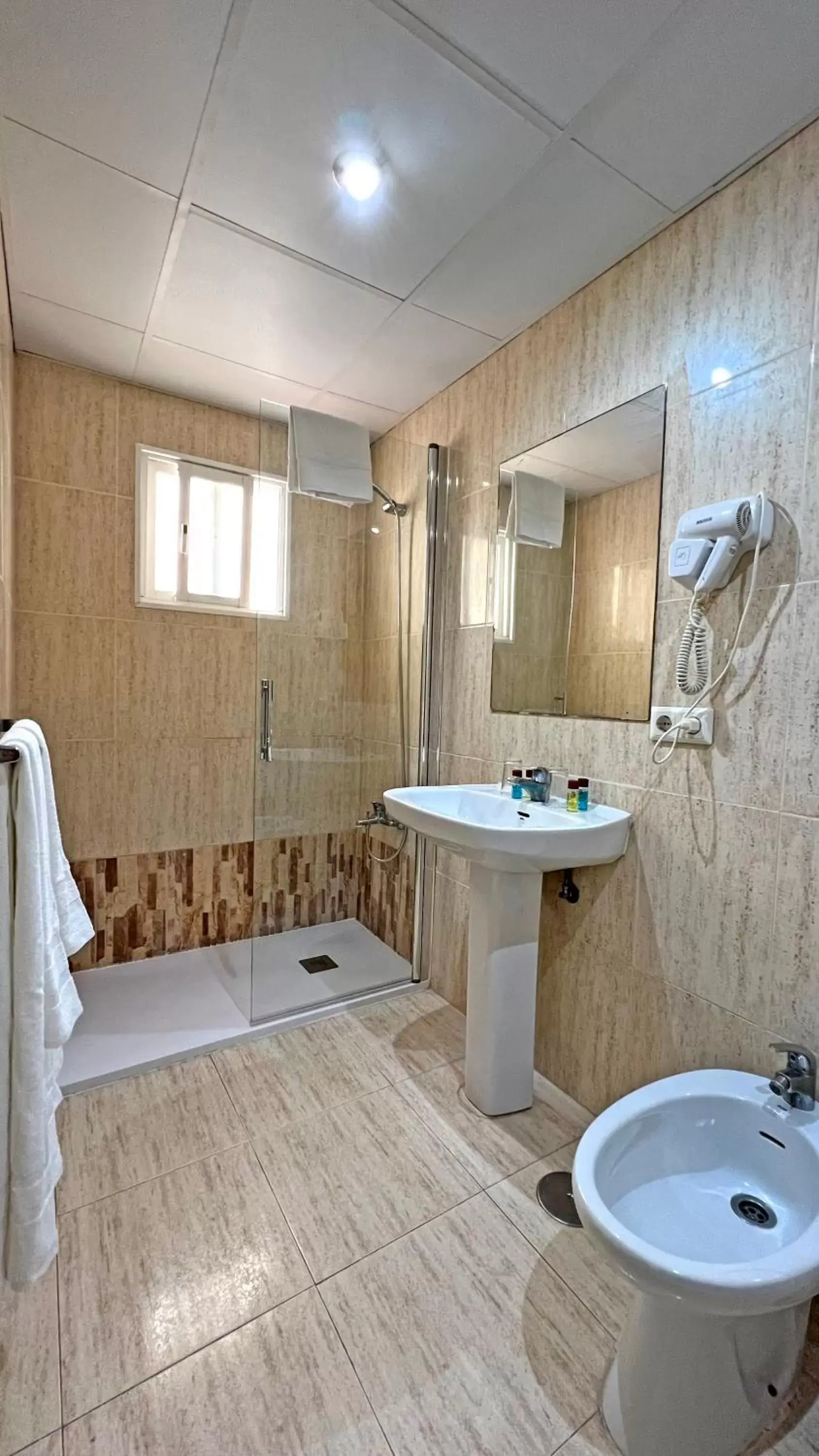 Shower, Bathroom in Moon Dreams Fuengirola