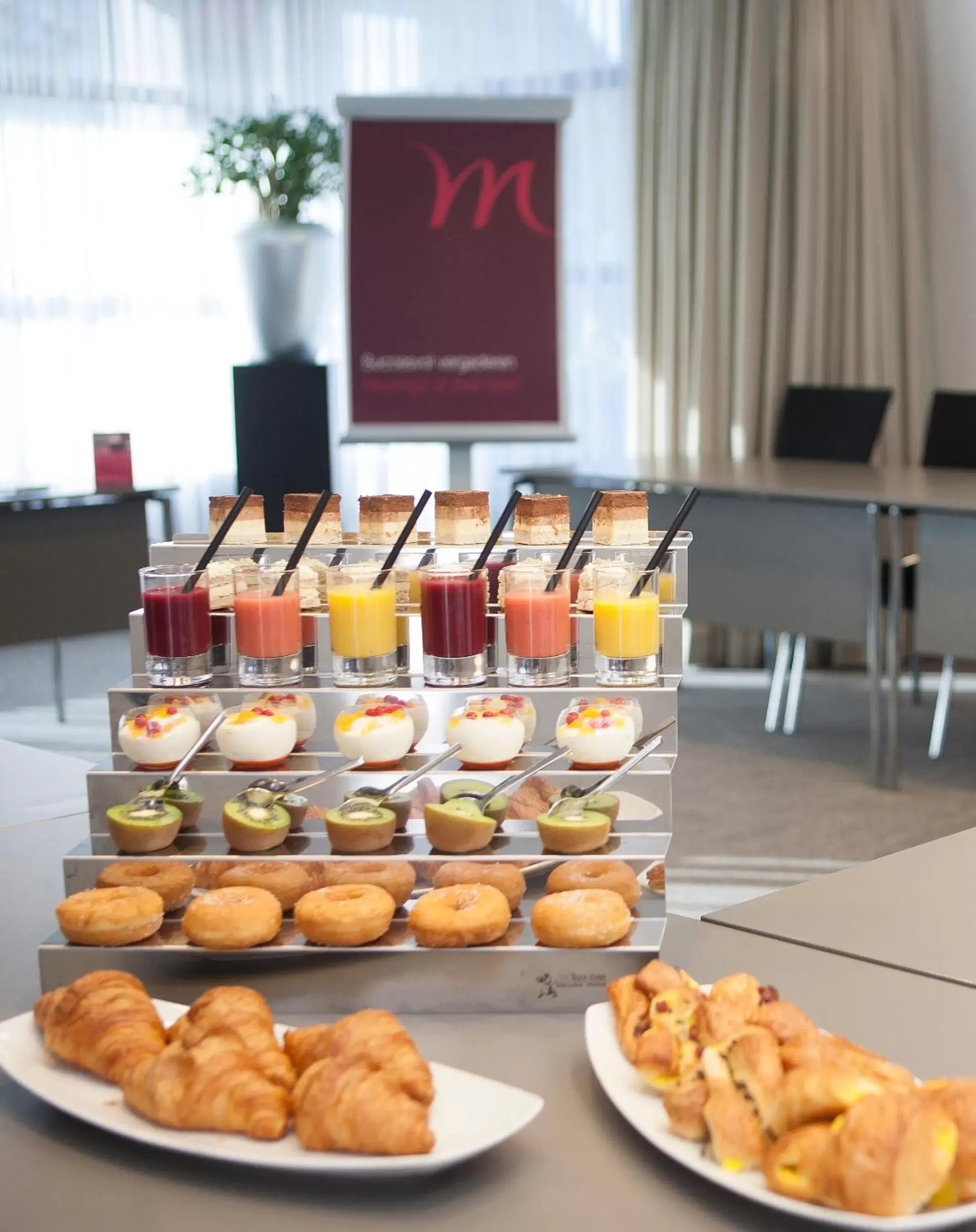 Banquet/Function facilities, Breakfast in Mercure Hotel Den Haag Central