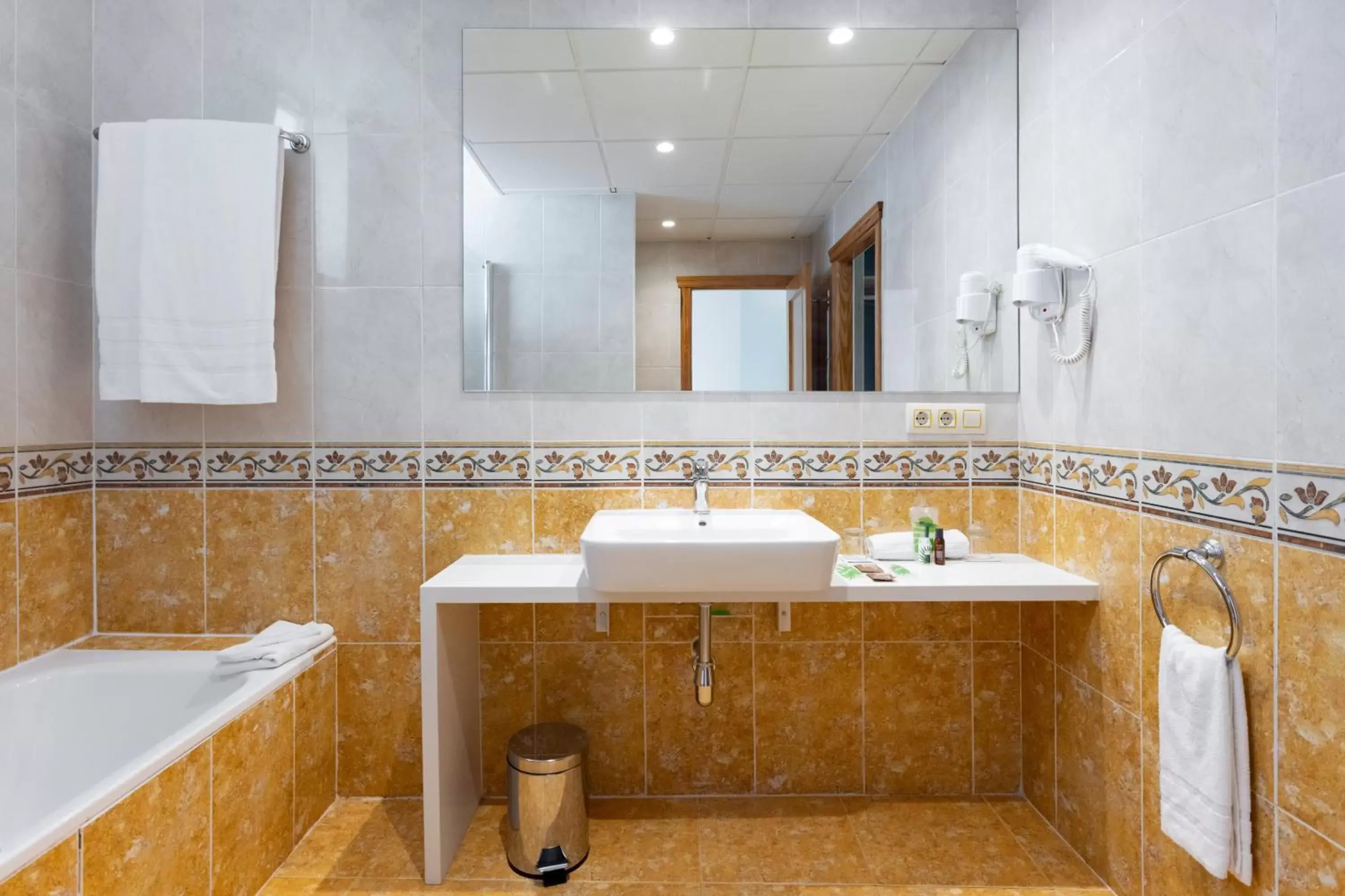 Two-Bedroom Suite with Golf Course View in Gara Suites Golf & Spa Two-Bedroom Suite with Golf Course View in Gara Suites Golf & Spa