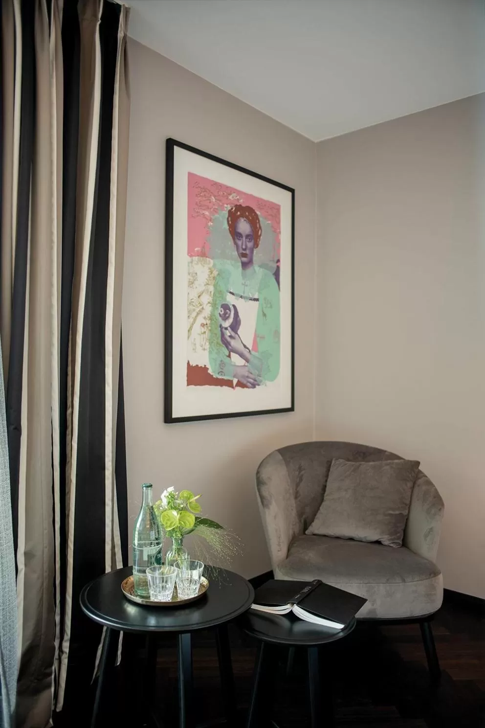 Seating area in Prevôt Restaurant & Hotel