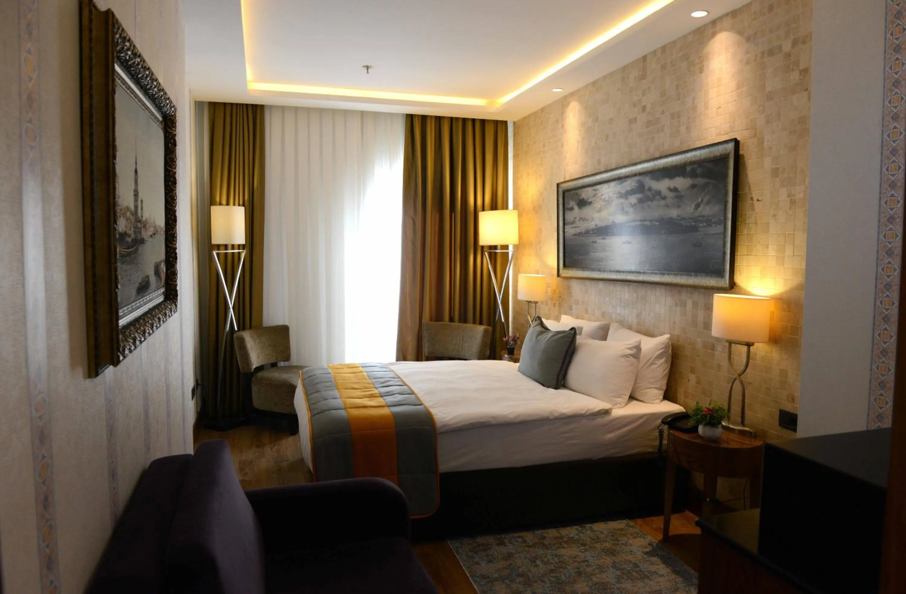 Photo of the whole room in Style Hotel Sisli
