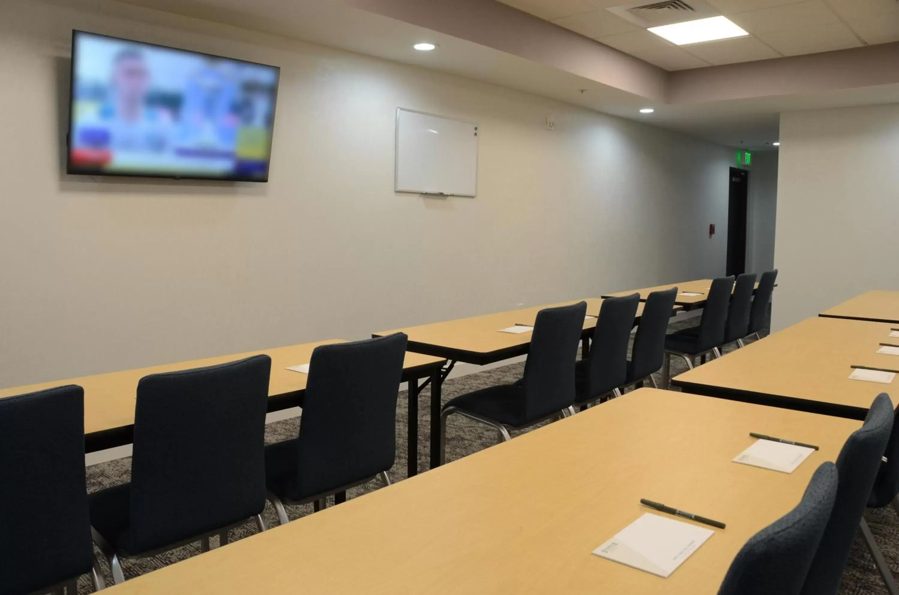 Meeting/conference room in Staybridge Suites Nashville SE - Murfreesboro, an IHG Hotel