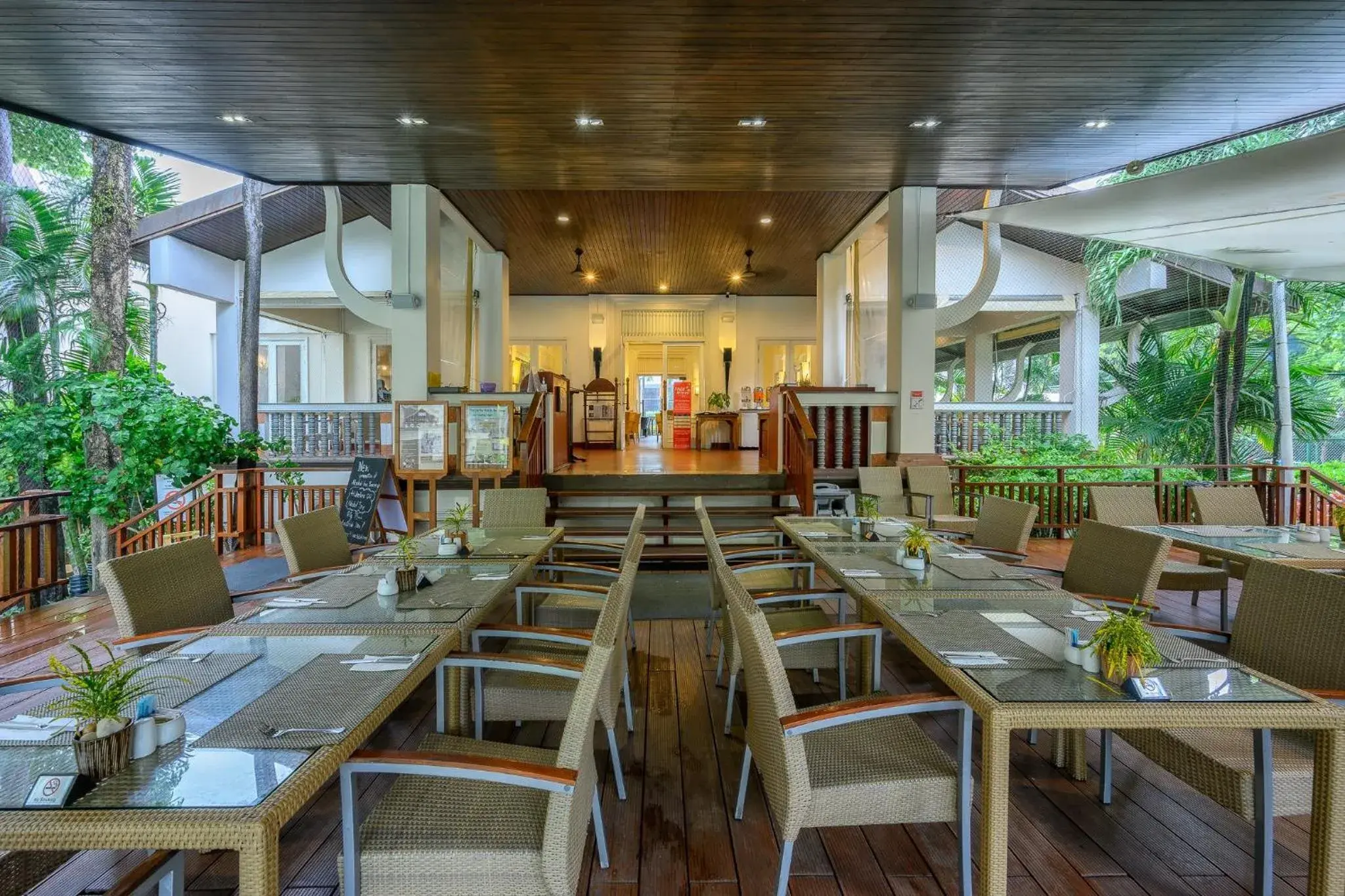 Restaurant/places to eat in Centara Kata Resort Phuket Restaurant/places to eat in Centara Kata Resort Phuket