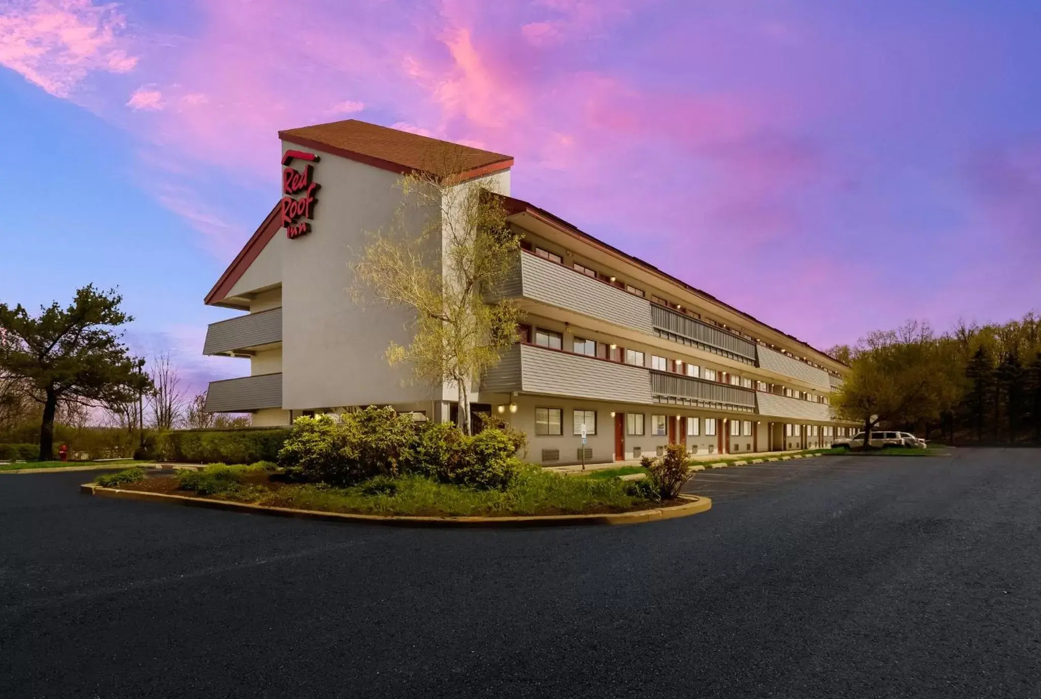 Property Building in Red Roof Inn Wilkes-Barre Arena