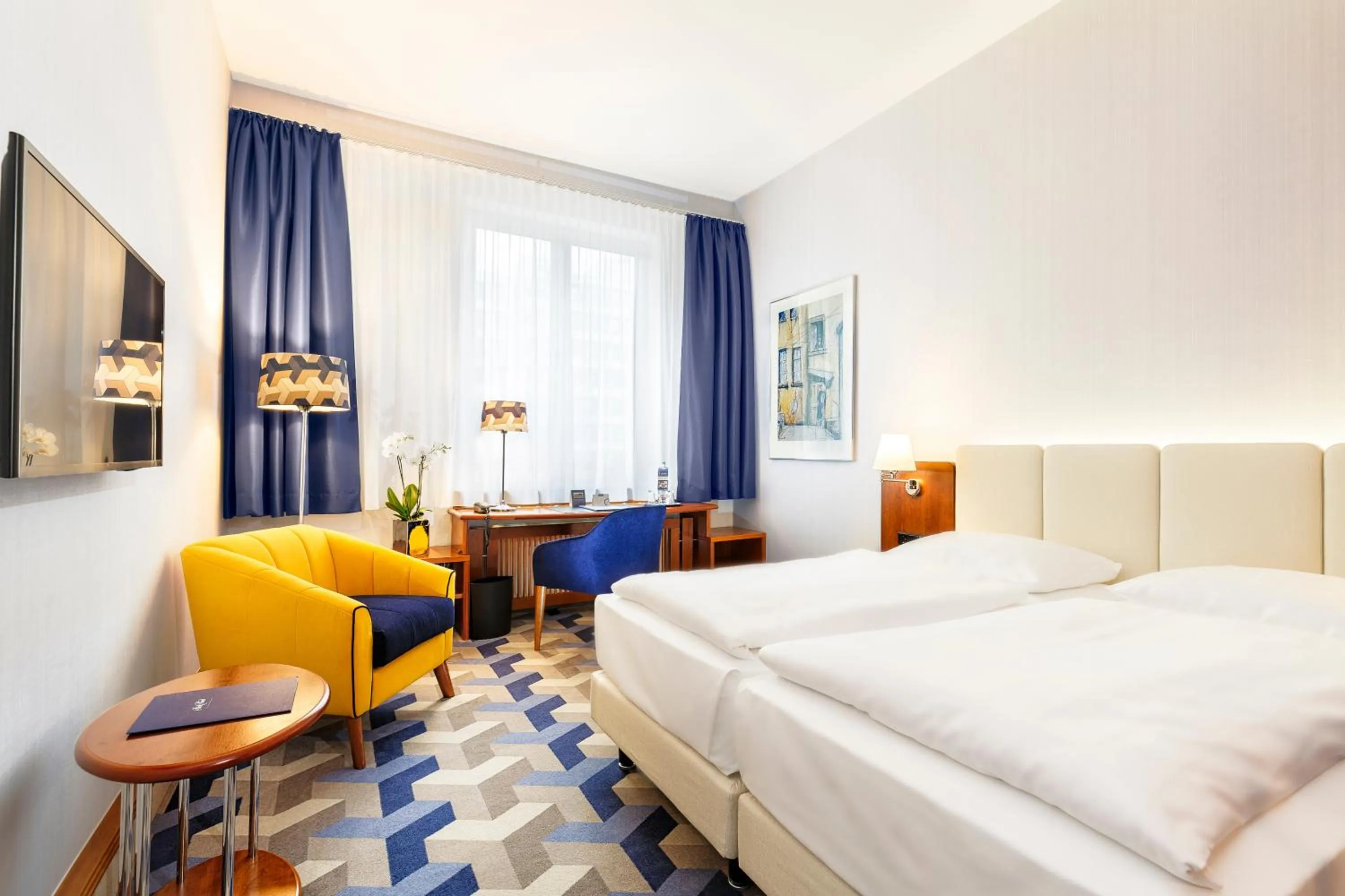 Photo of the whole room, Bed in Seaside Park Hotel Leipzig