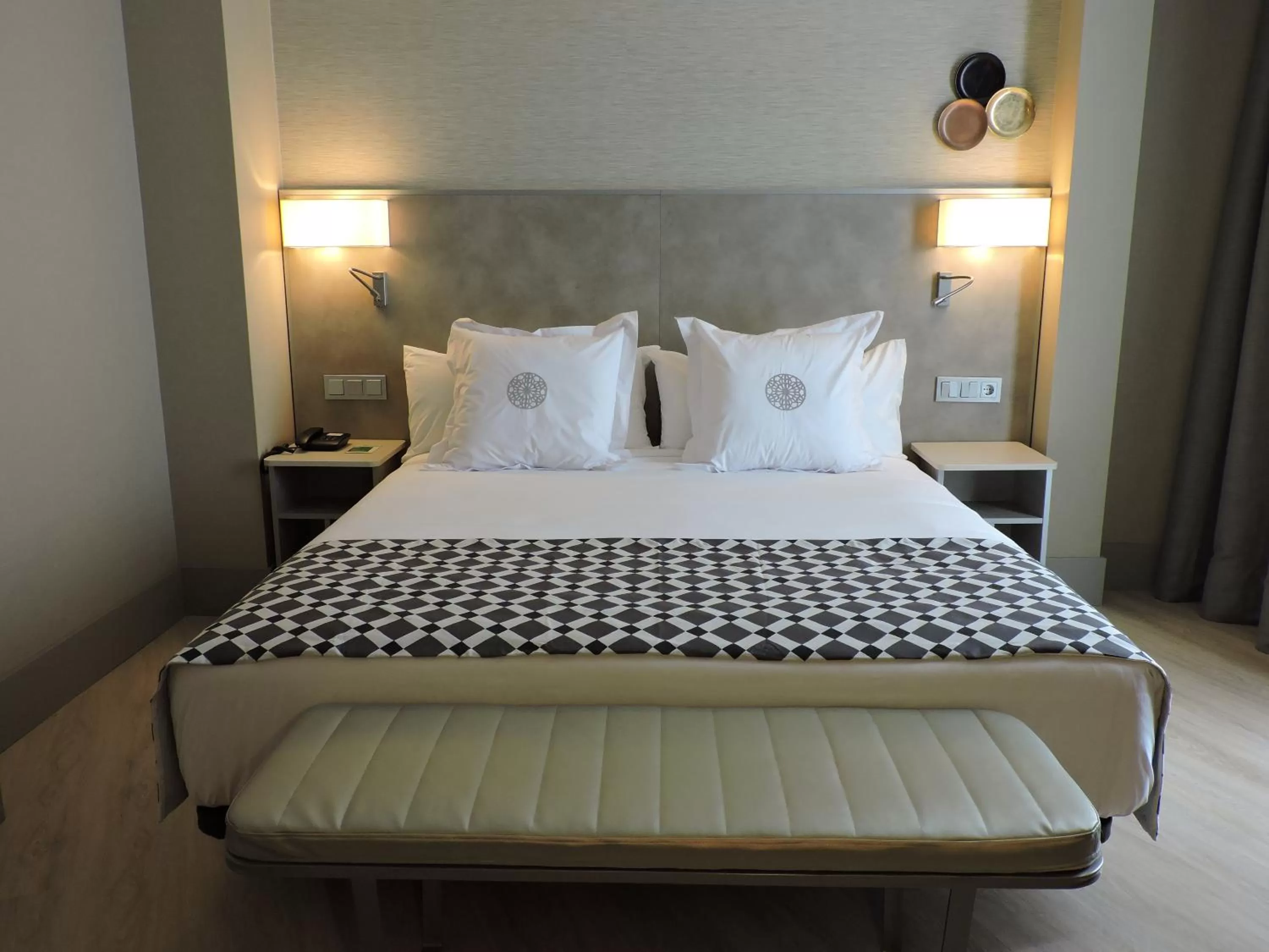 Decorative detail, Bed in Hotel América Sevilla