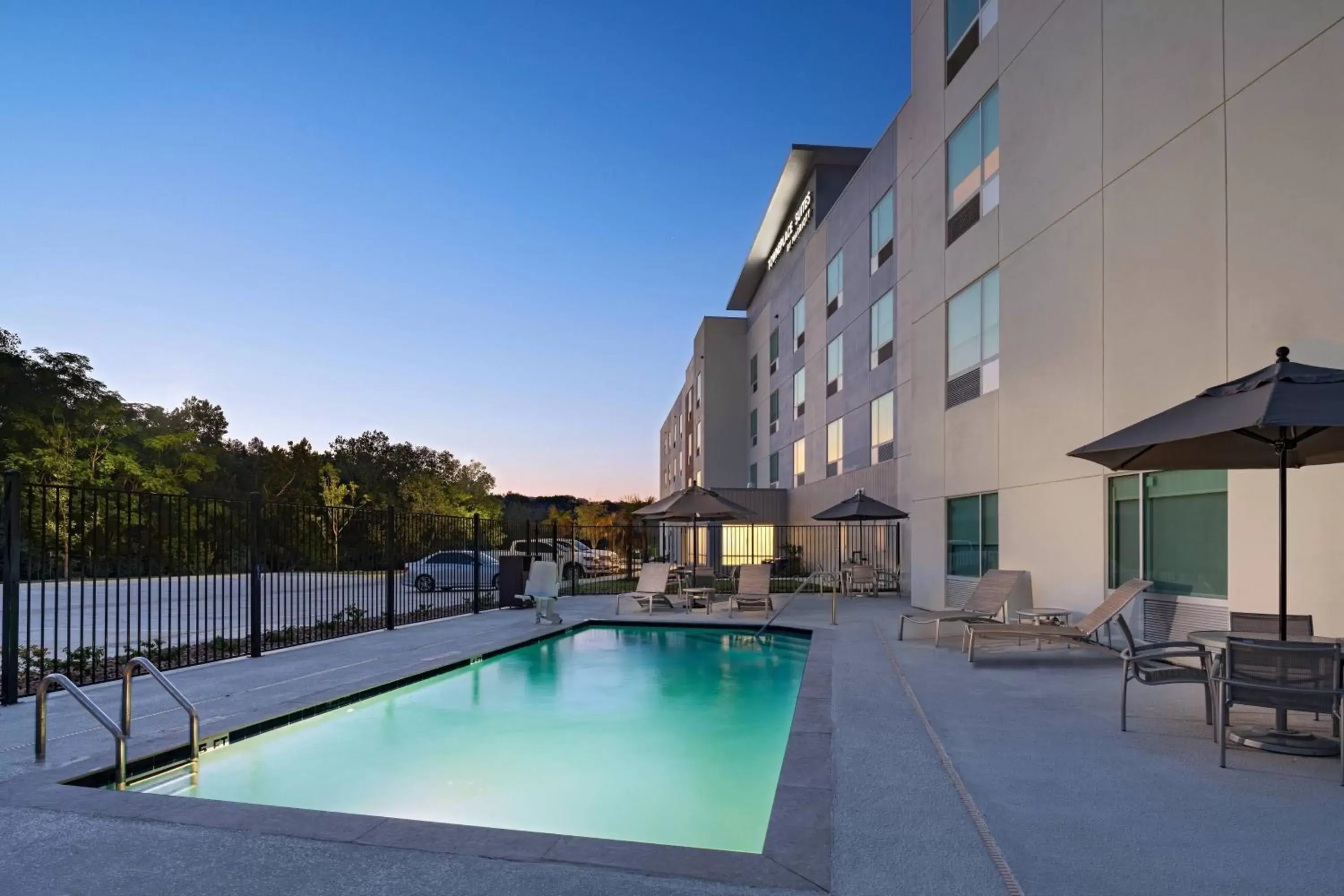 Swimming Pool in TownePlace Suites San Antonio Northwest at The RIM