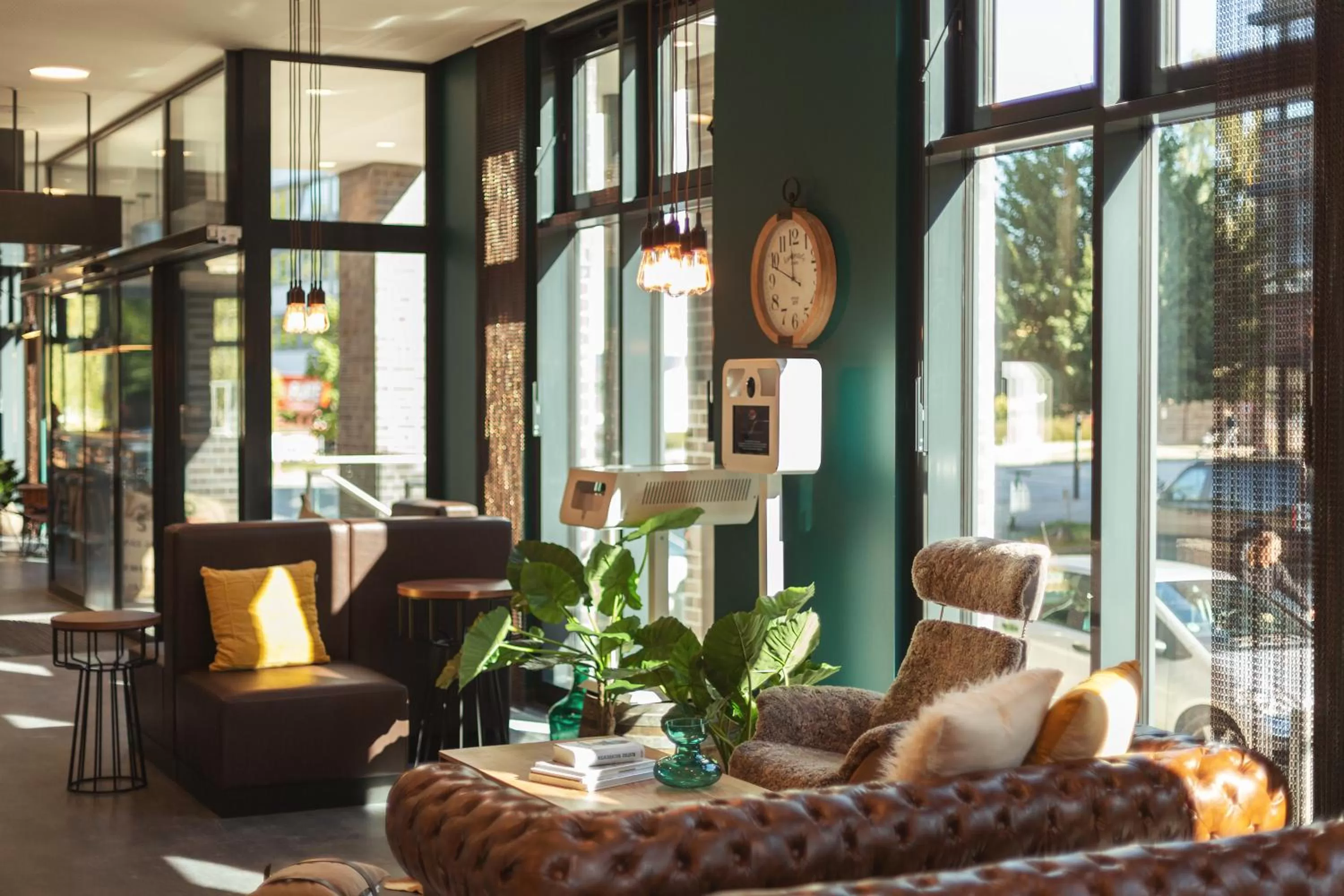 Restaurant/places to eat in Holiday Inn - the niu, Bricks Hamburg Eppendorf by IHG