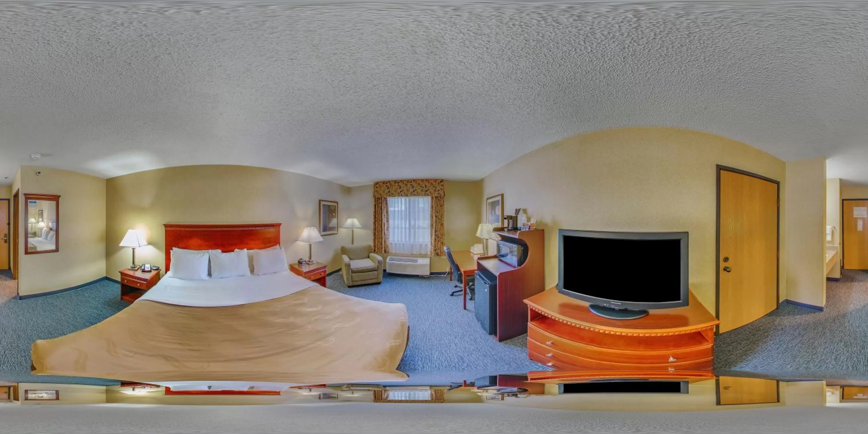 Bed in Quality Inn Grand Blanc - Flint South