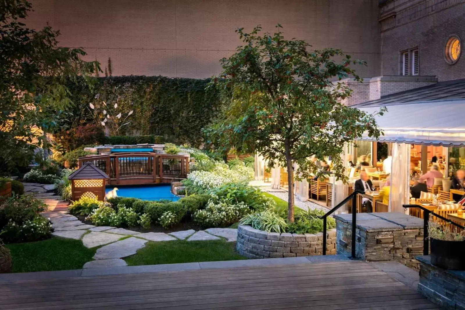 Garden in The Ritz-Carlton, Montreal