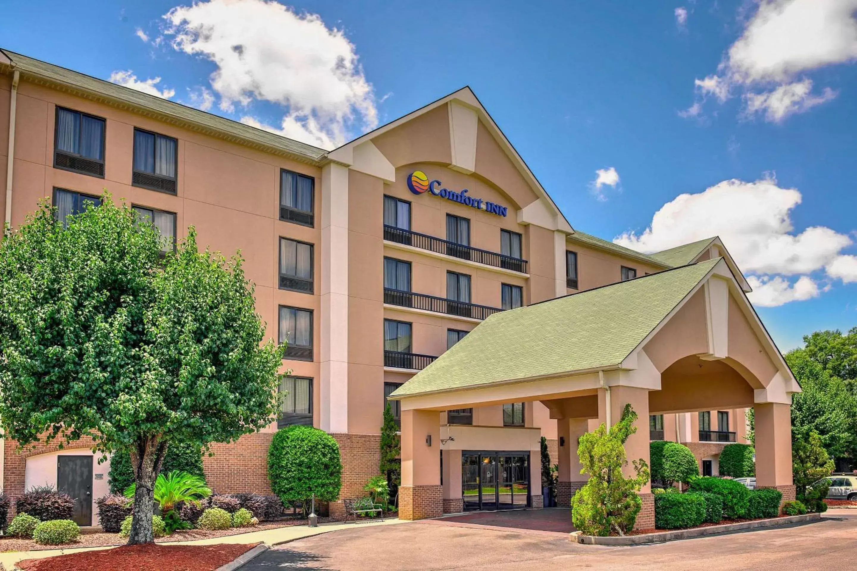 Property Building in Comfort Inn Pensacola - University Area