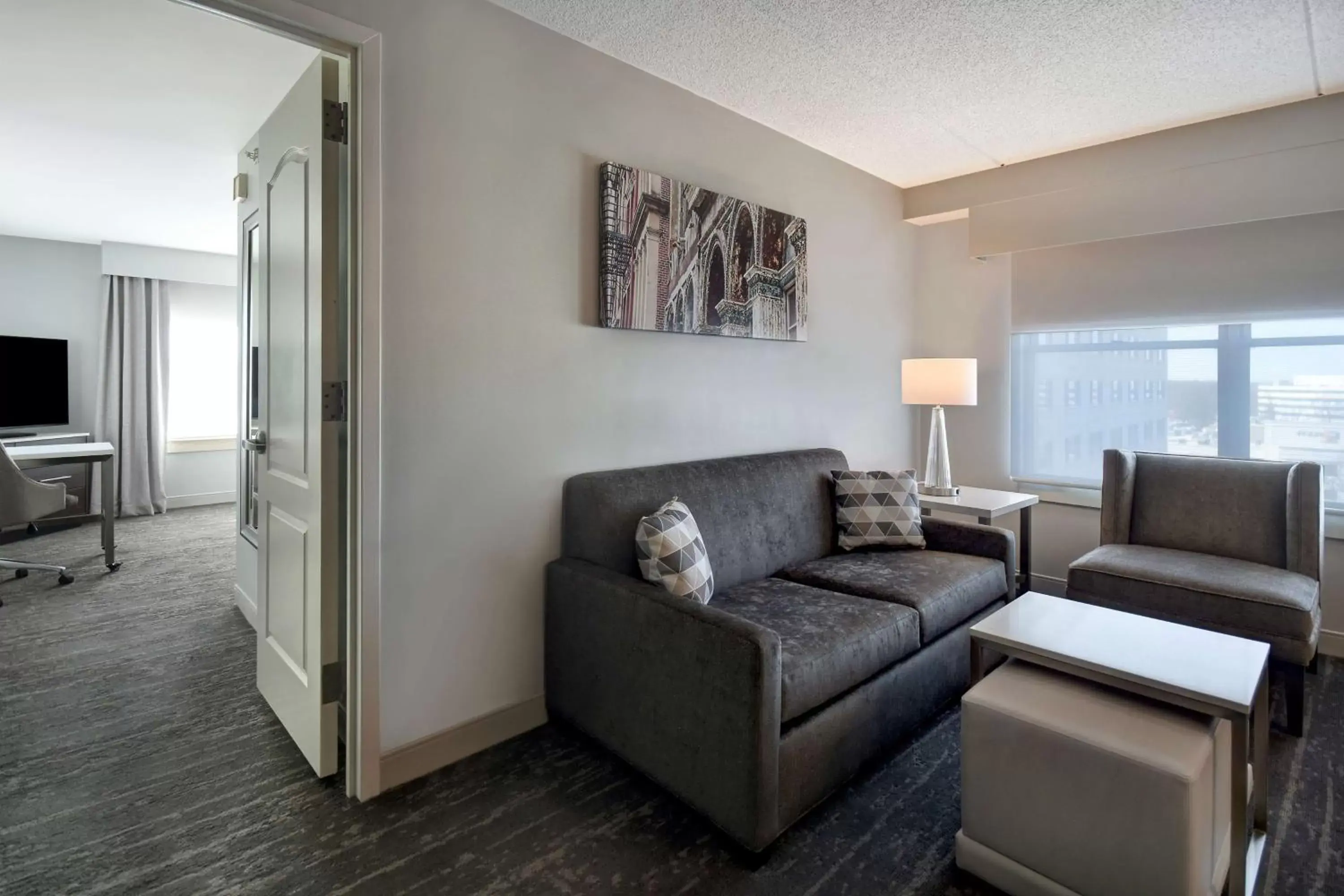 Living room, Seating Area in Homewood Suites by Hilton Philadelphia-City Avenue