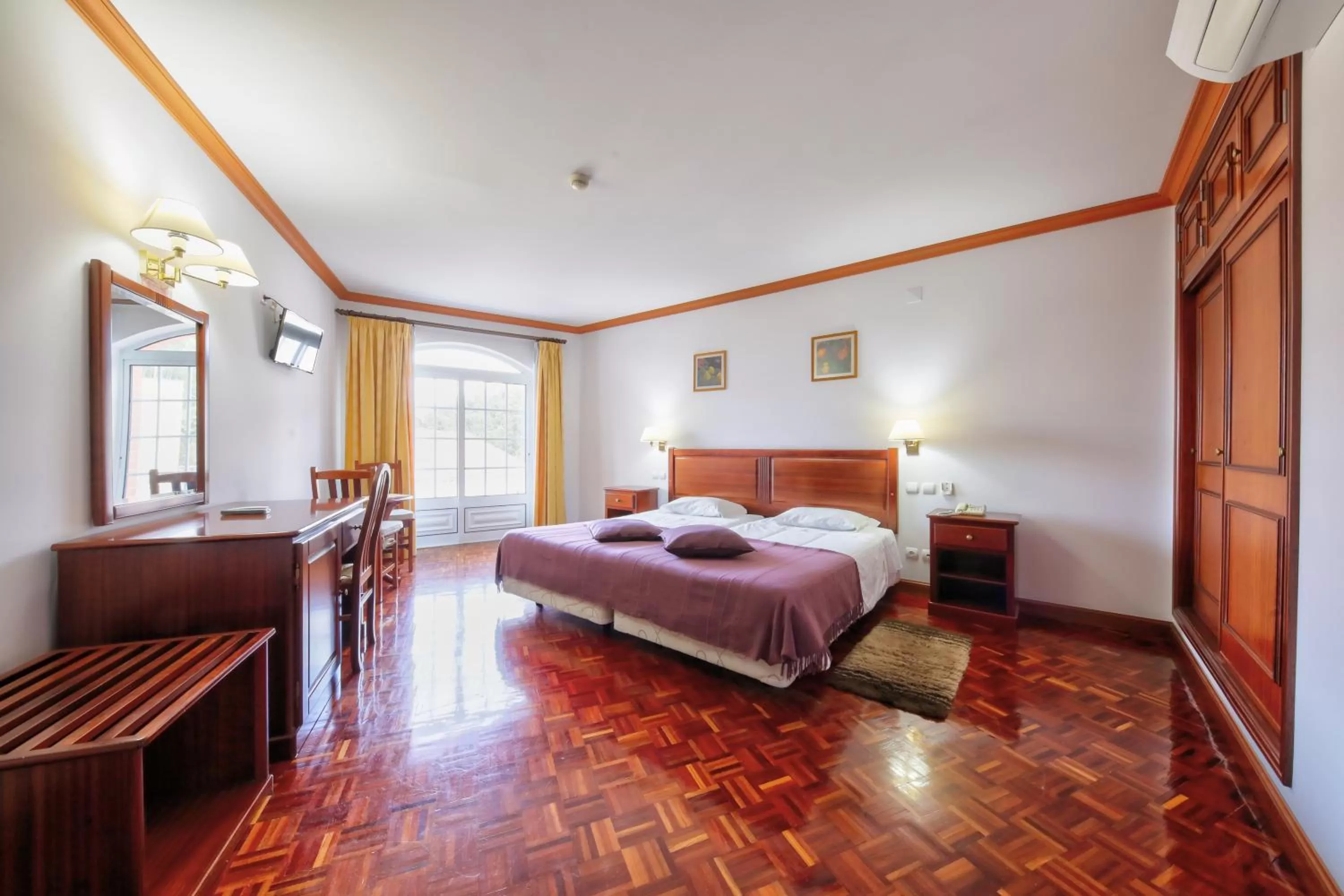Double or Twin Room in Hotel Central