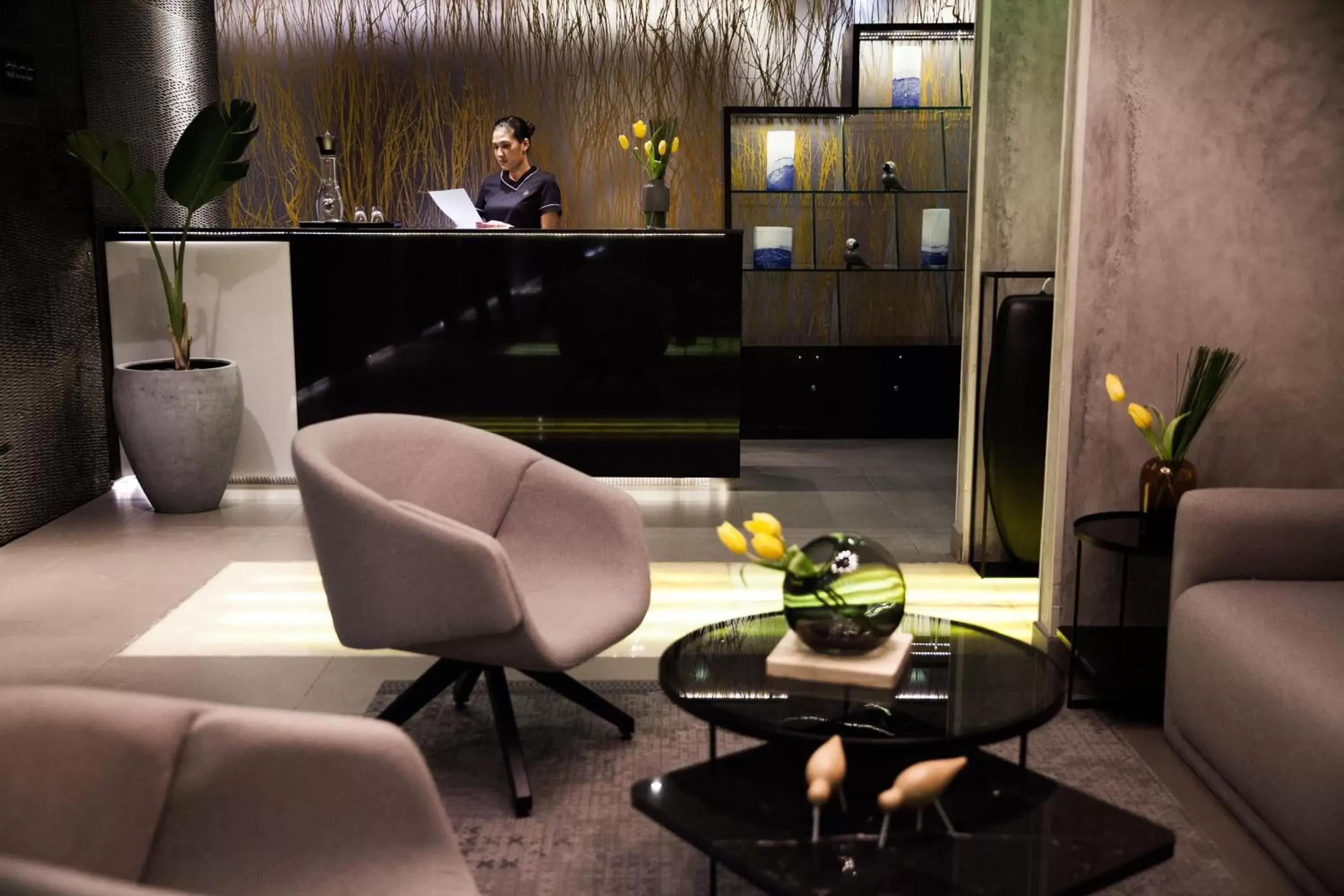 Spa and wellness centre/facilities, Lobby/Reception in voco Dubai, an IHG Hotel