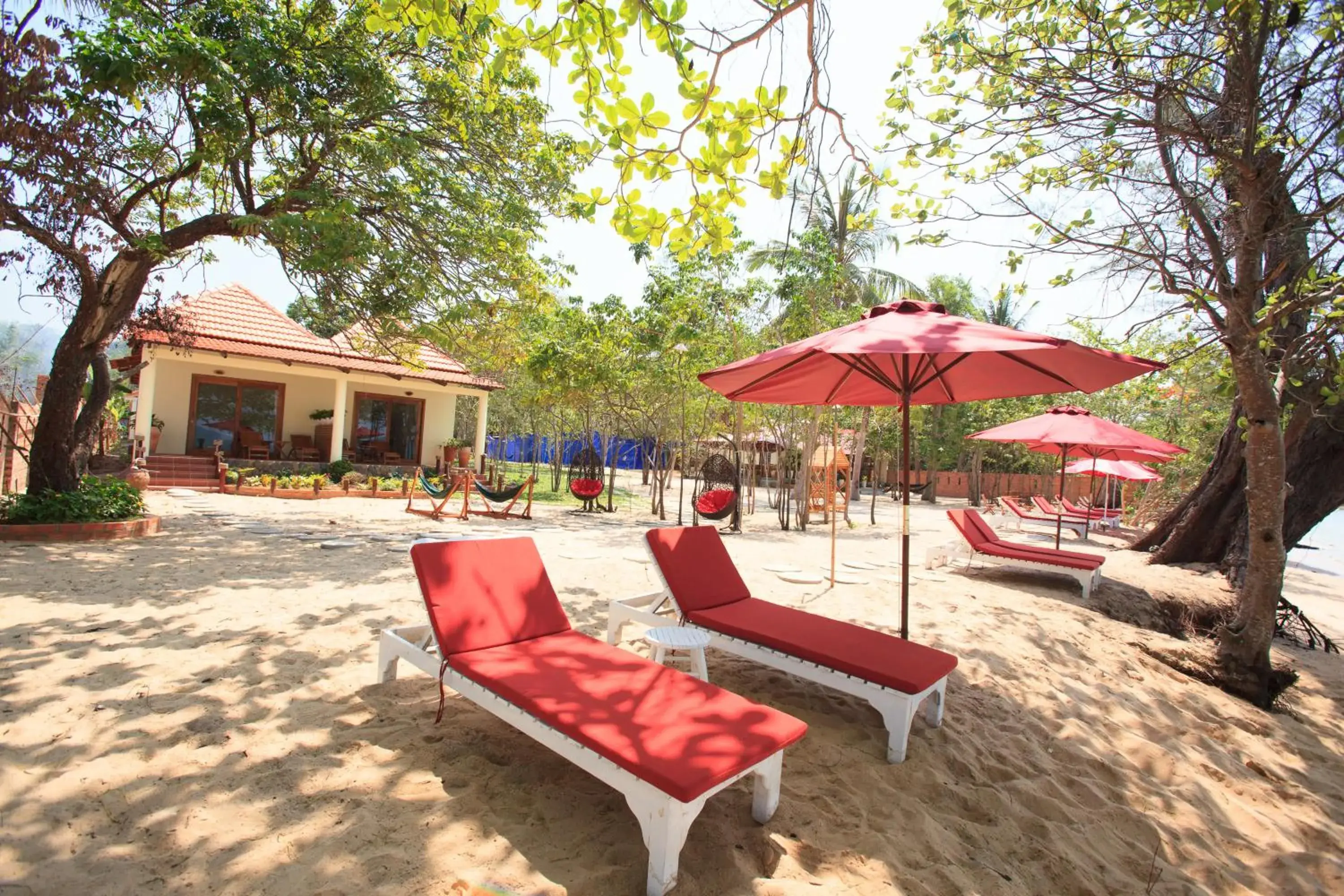 Beach Front Bungalow in Wild Beach Phu Quoc Resort Beach Front Bungalow in Wild Beach Phu Quoc Resort