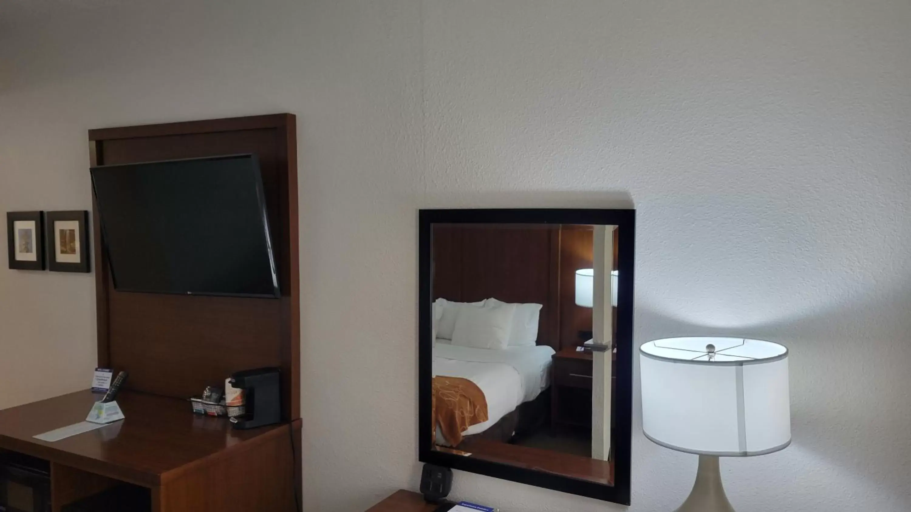 Photo of the whole room in Comfort Suites Cumming-Atlanta near Northside Hospital Forsyth Photo of the whole room in Comfort Suites Cumming-Atlanta near Northside Hospital Forsyth