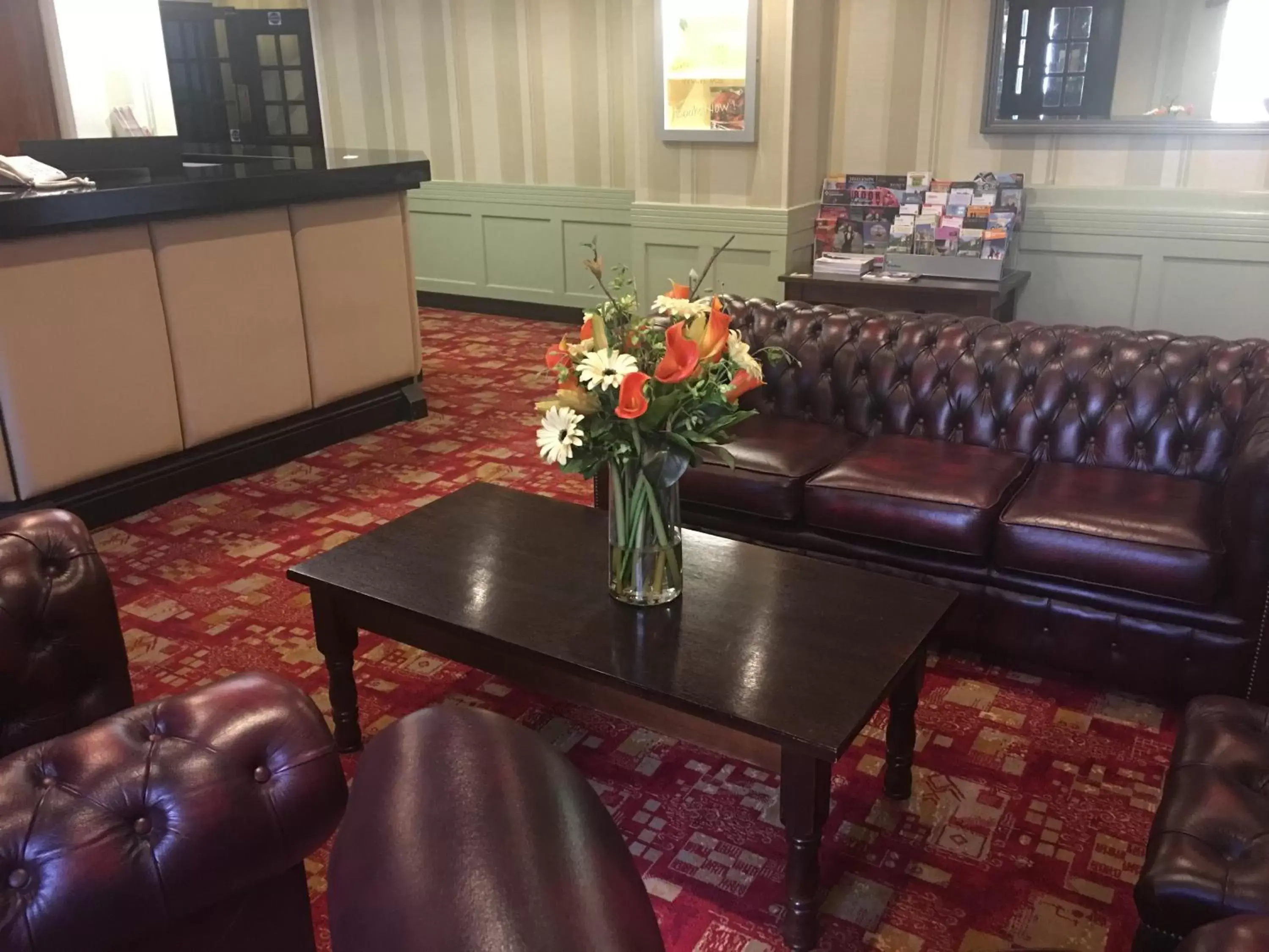 Lobby/Reception in The Victoria Hotel