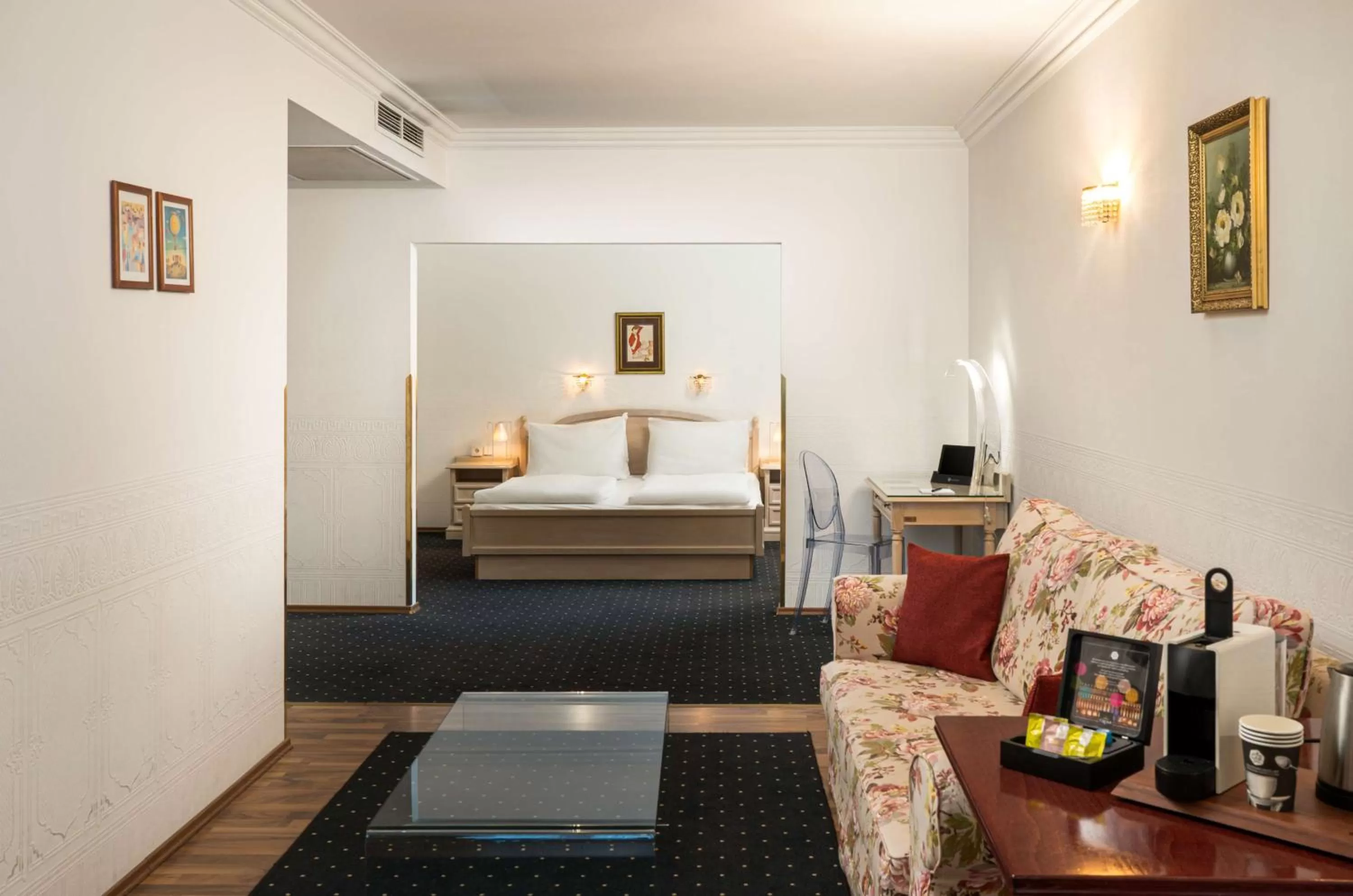 Photo of the whole room, Bed in Arthotel ANA Gala