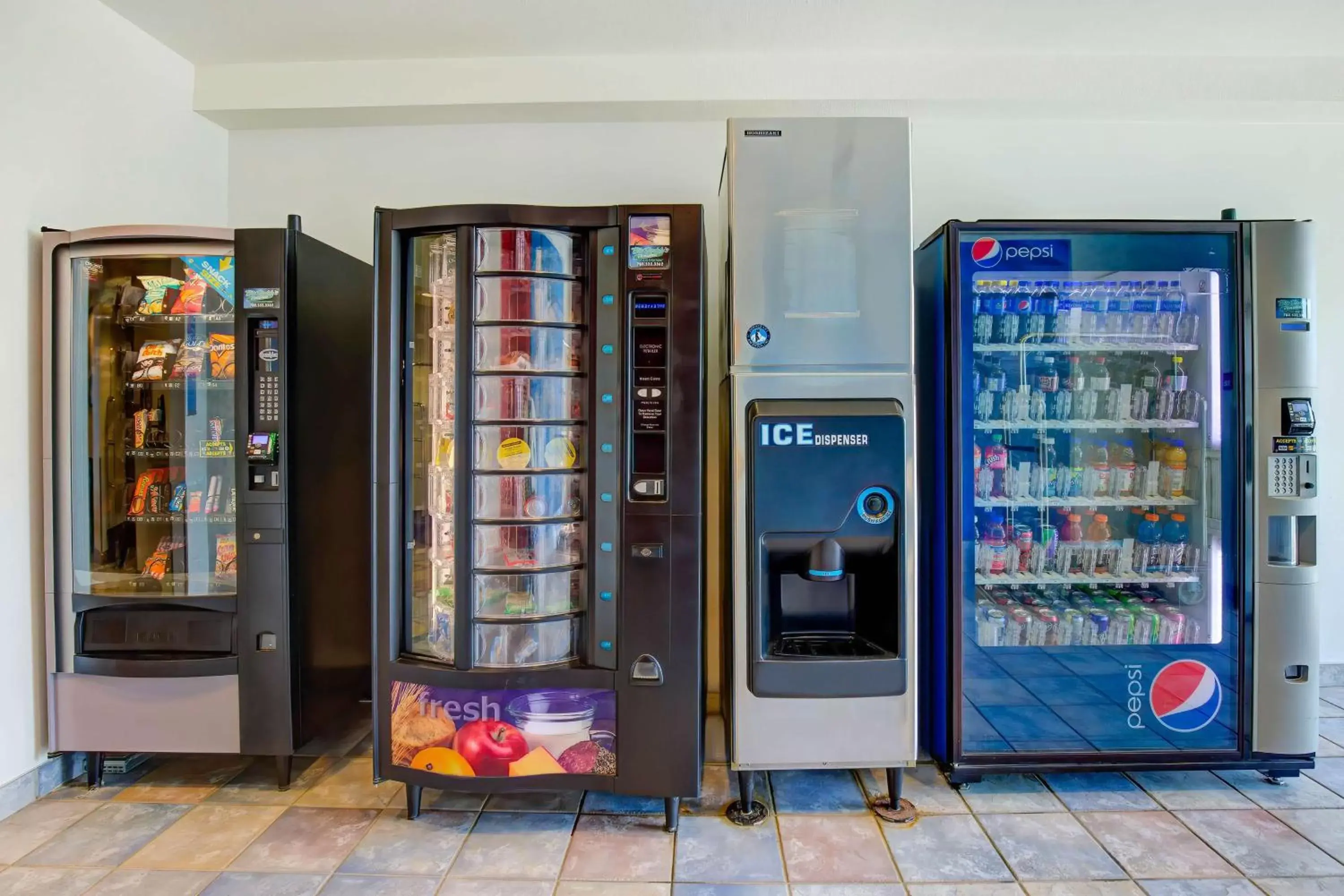 vending machine, Supermarket/Shops in Motel 6-Grande Prairie, AB