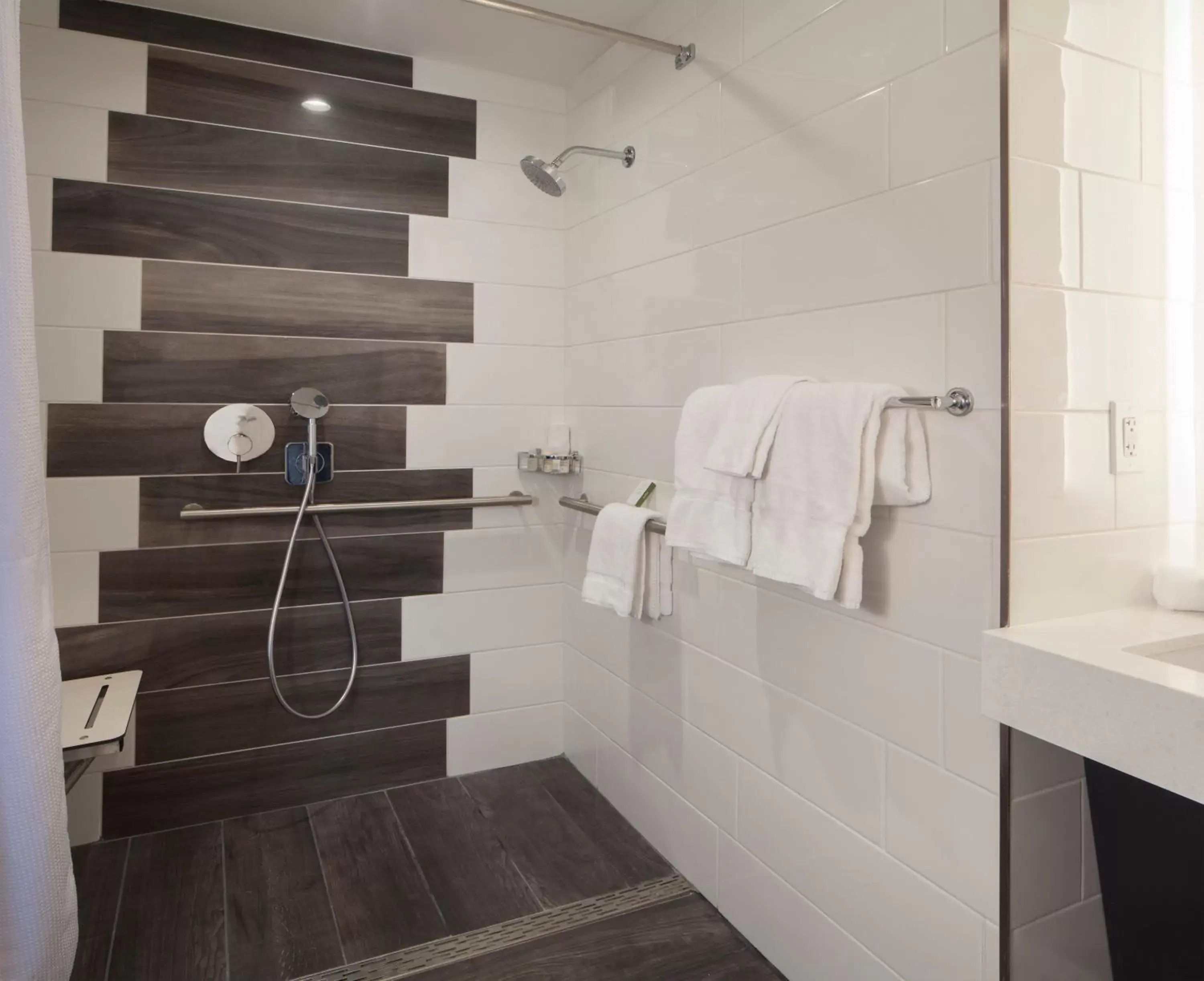 Bathroom in Hotel Indigo Atlanta Midtown, an IHG Hotel