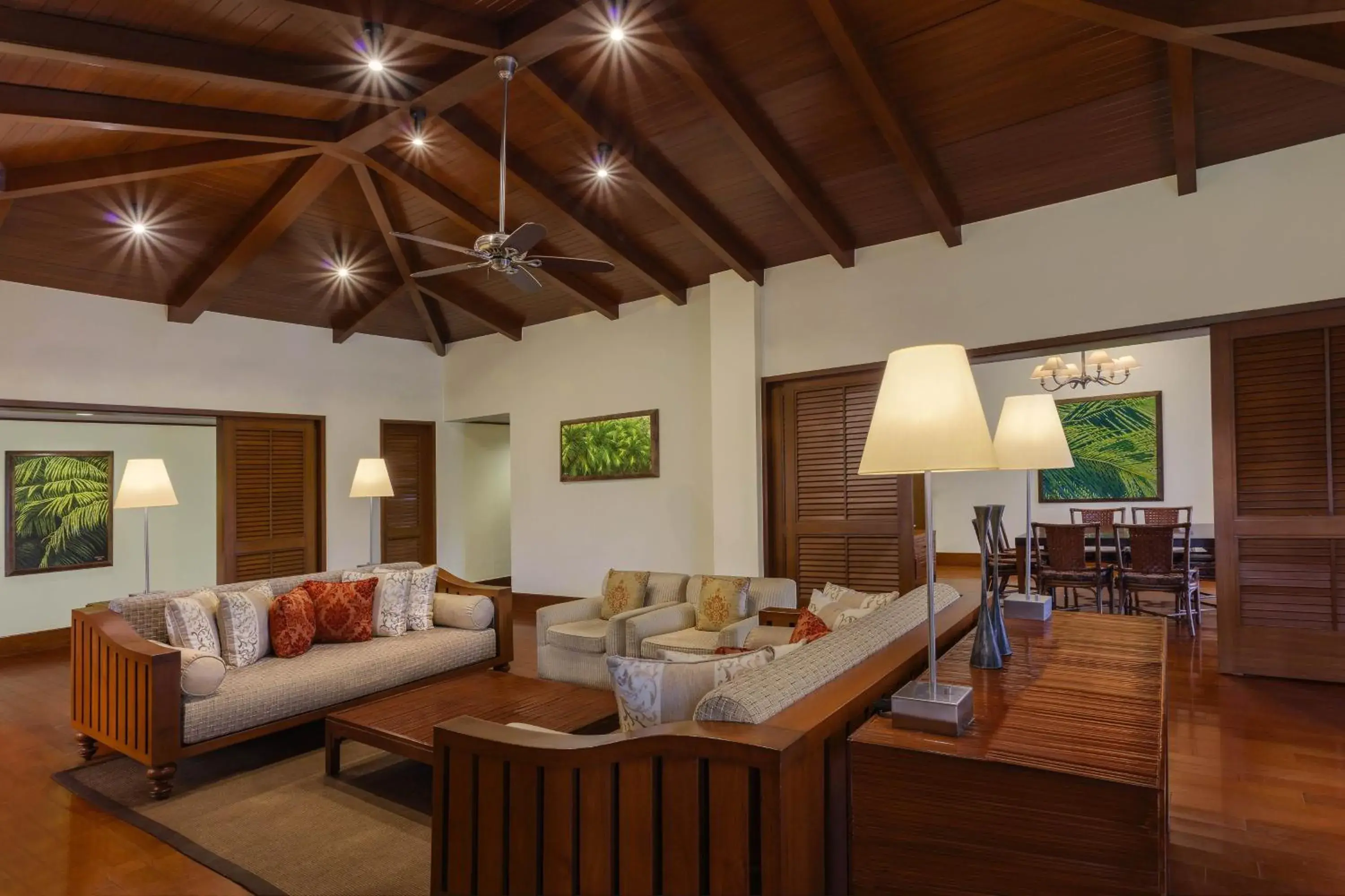 Photo of the whole room, Seating Area in ITC Grand Goa, a Luxury Collection Resort & Spa, Goa